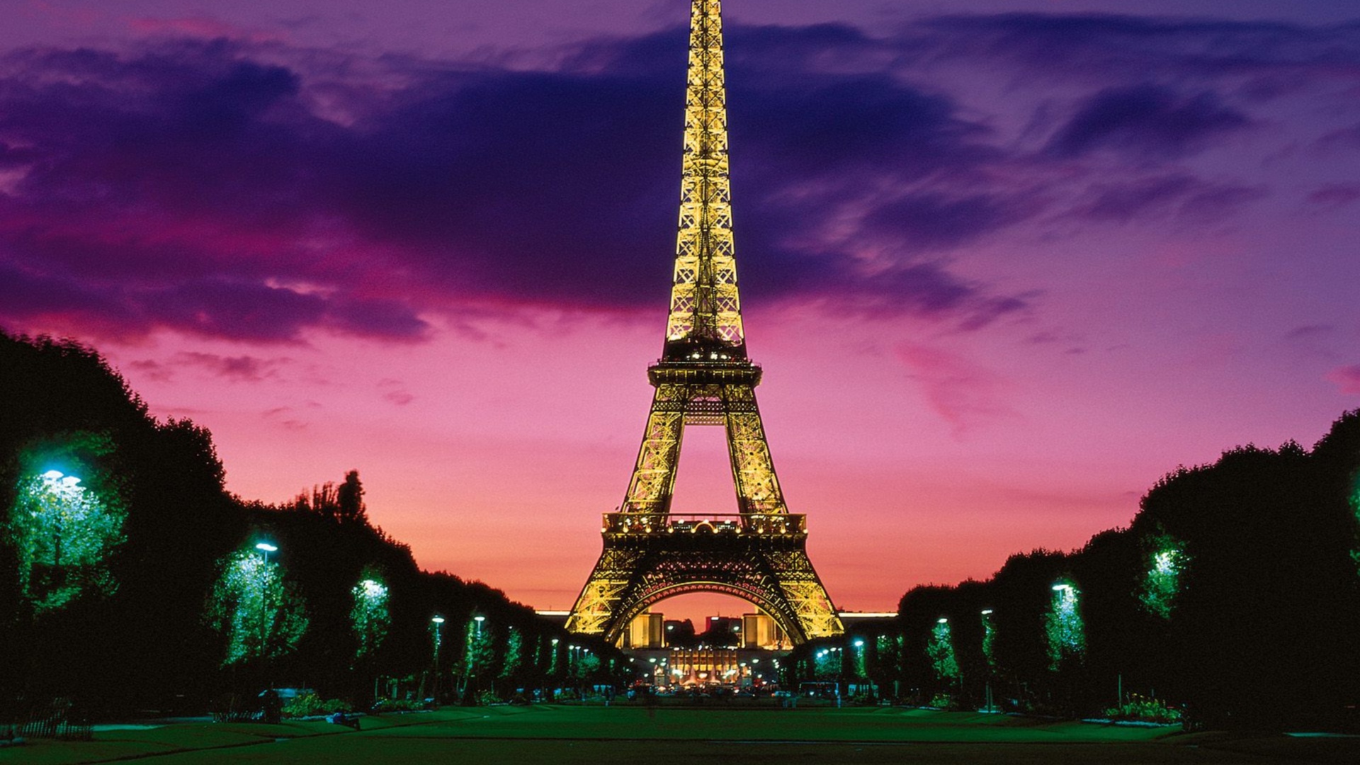Baixar papel de parede para celular de Monumentos, Feito Pelo Homem, Torre Eiffel, Paris gratuito.