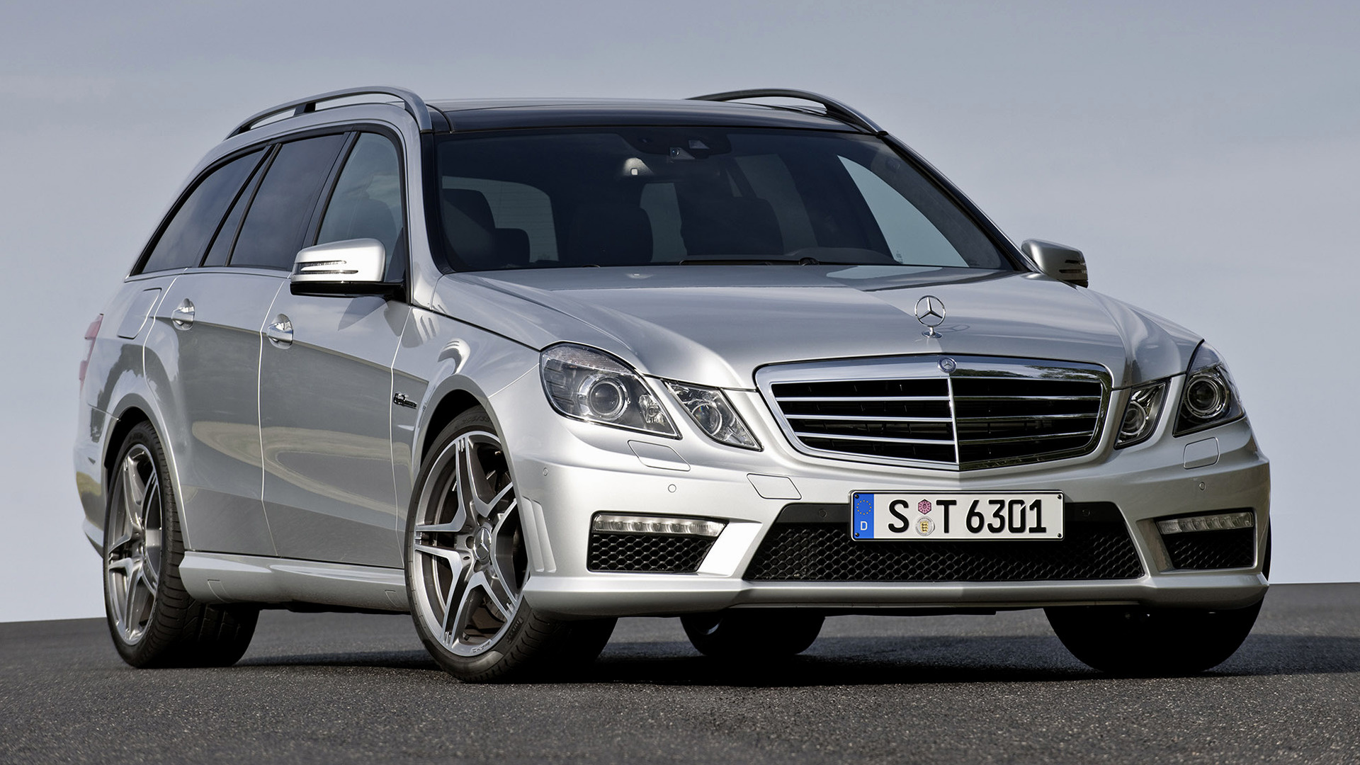 Laden Sie Mercedes Benz E 63 Amg T Modell HD-Desktop-Hintergründe herunter