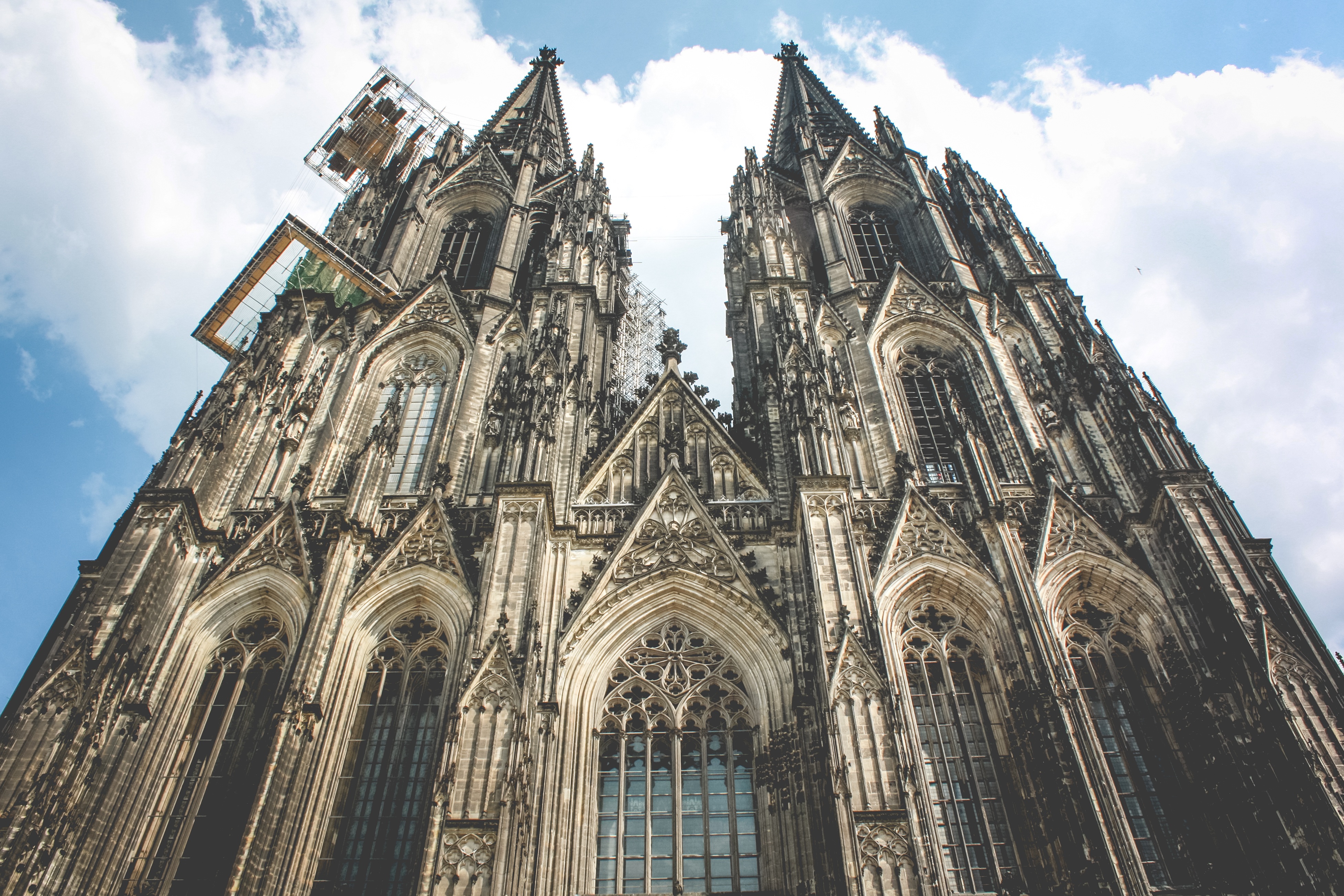 84570 Hintergrundbild herunterladen deutschland, städte, kirche, kathedrale, köln - Bildschirmschoner und Bilder kostenlos