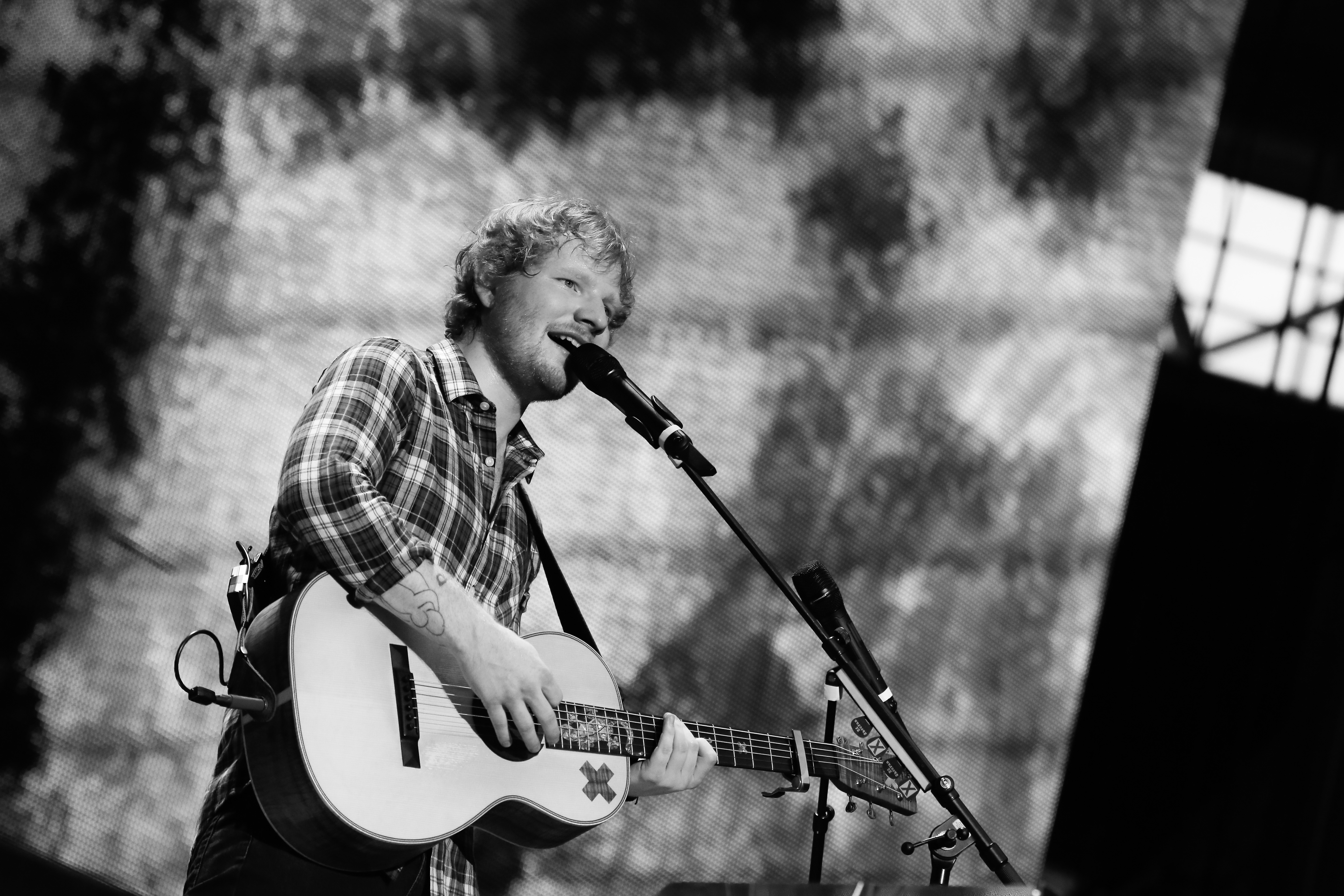 Melhores papéis de parede de Ed Sheeran para tela do telefone