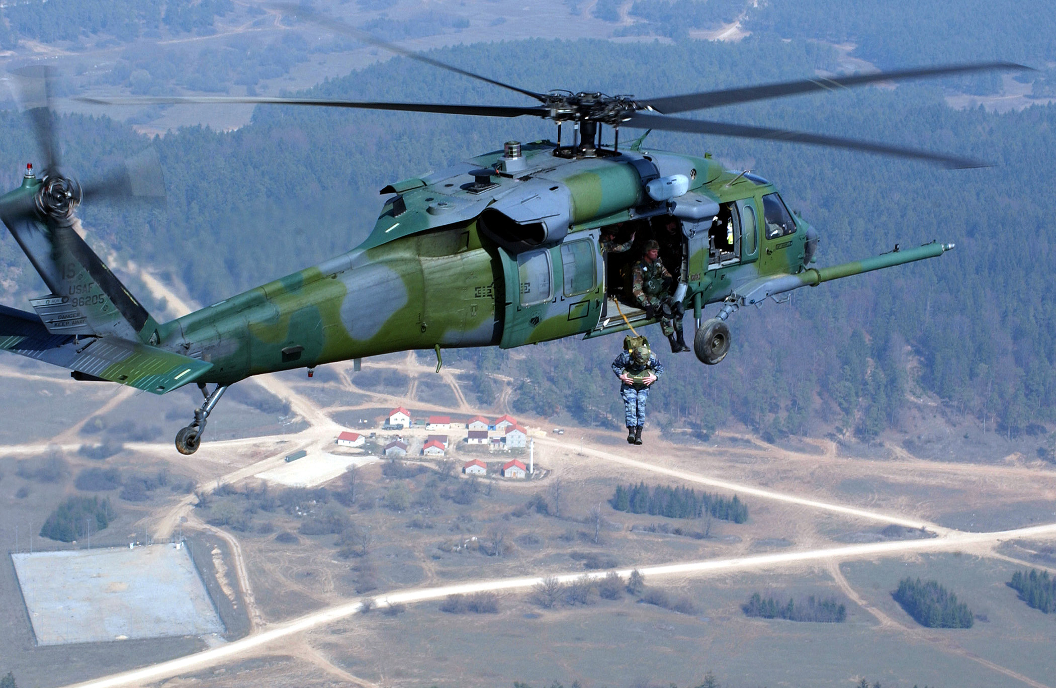 263795 descargar imagen helicópteros militares, militar, sikorsky hh 60 pave hawk, helicóptero: fondos de pantalla y protectores de pantalla gratis