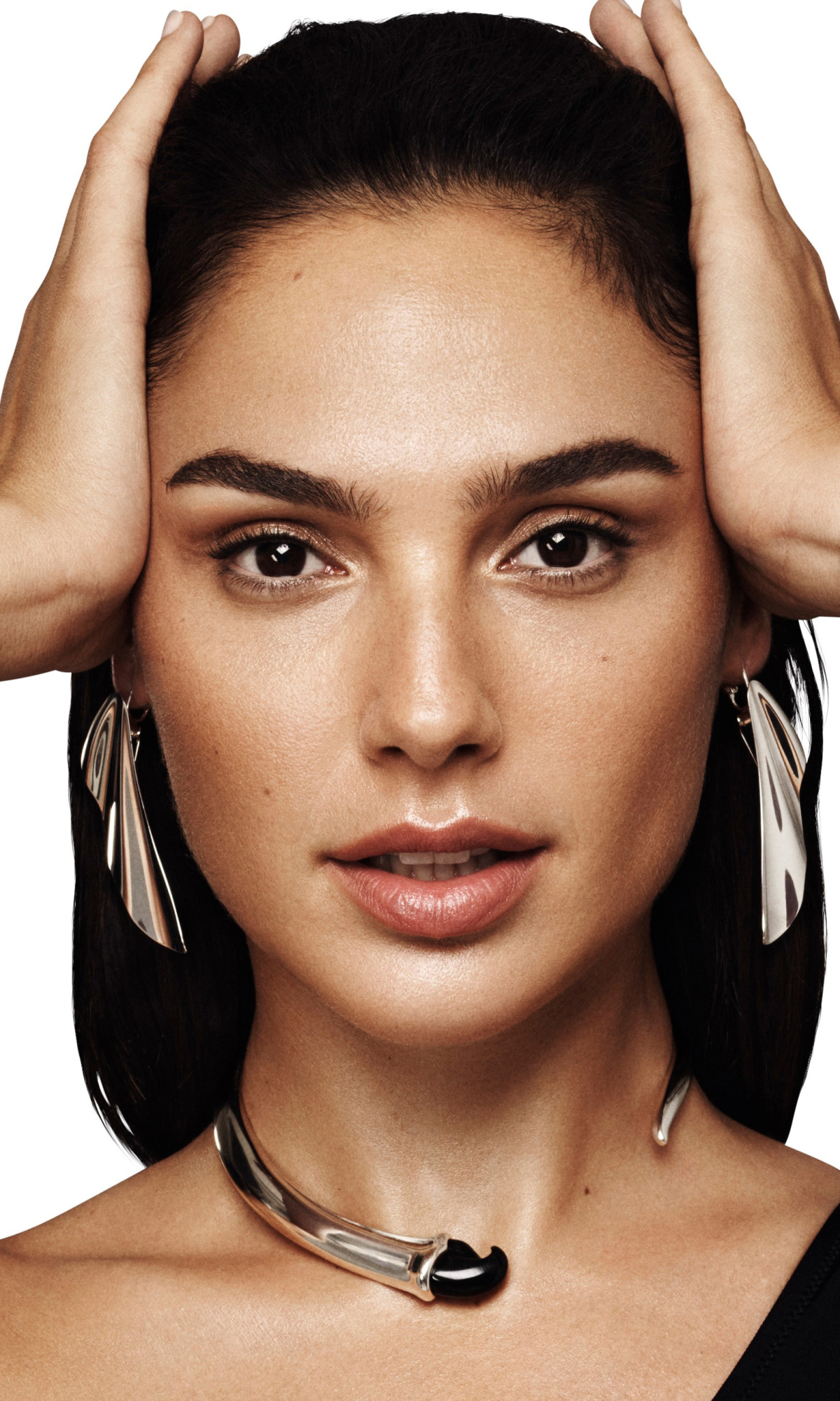 Download mobile wallpaper Face, Model, Celebrity, Brown Eyes, Actress, Gal Gadot, Israeli for free.