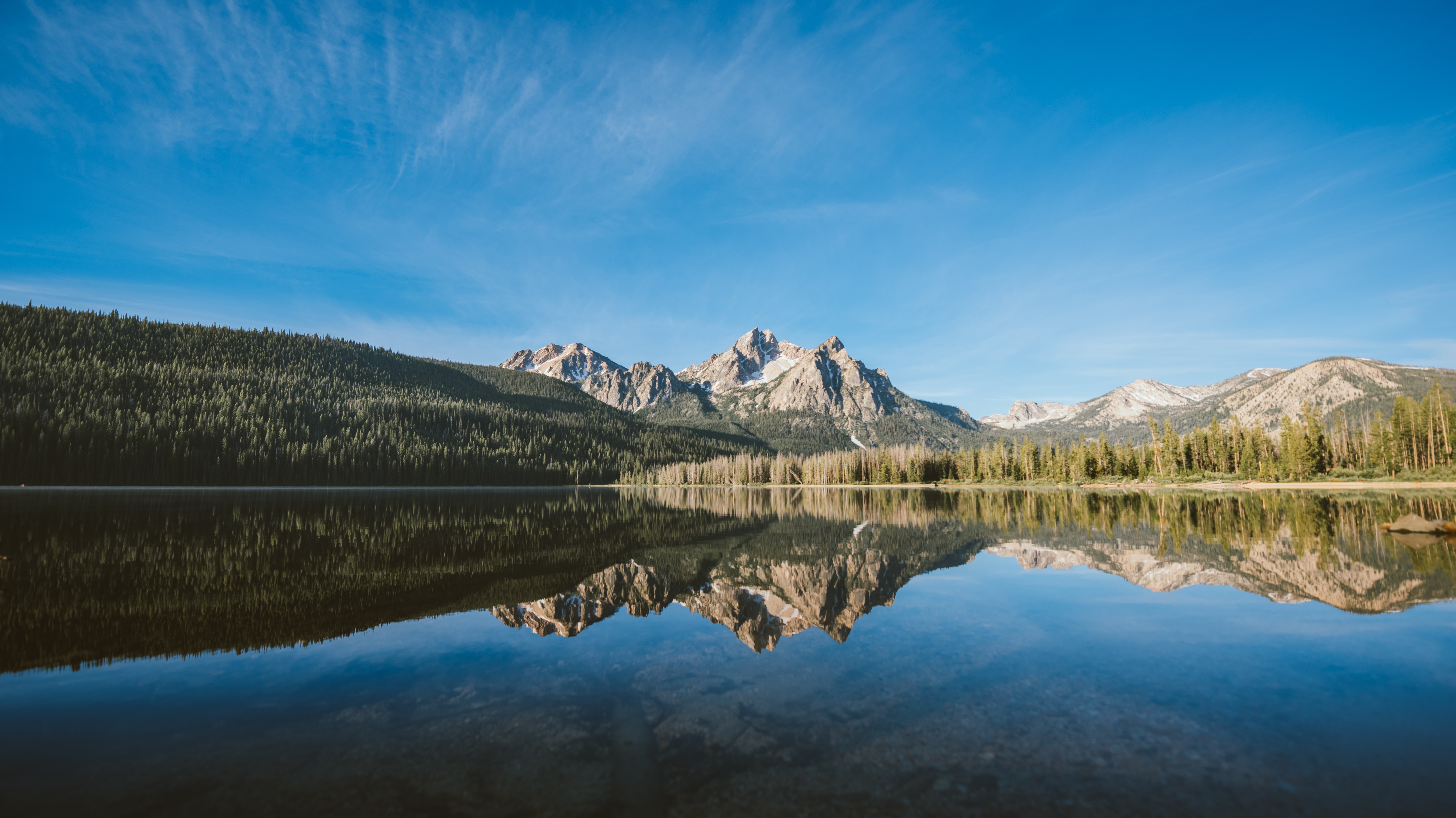Descarga gratis la imagen Paisaje, Naturaleza, Lago, Bosque, Montañas, Reflexión en el escritorio de tu PC