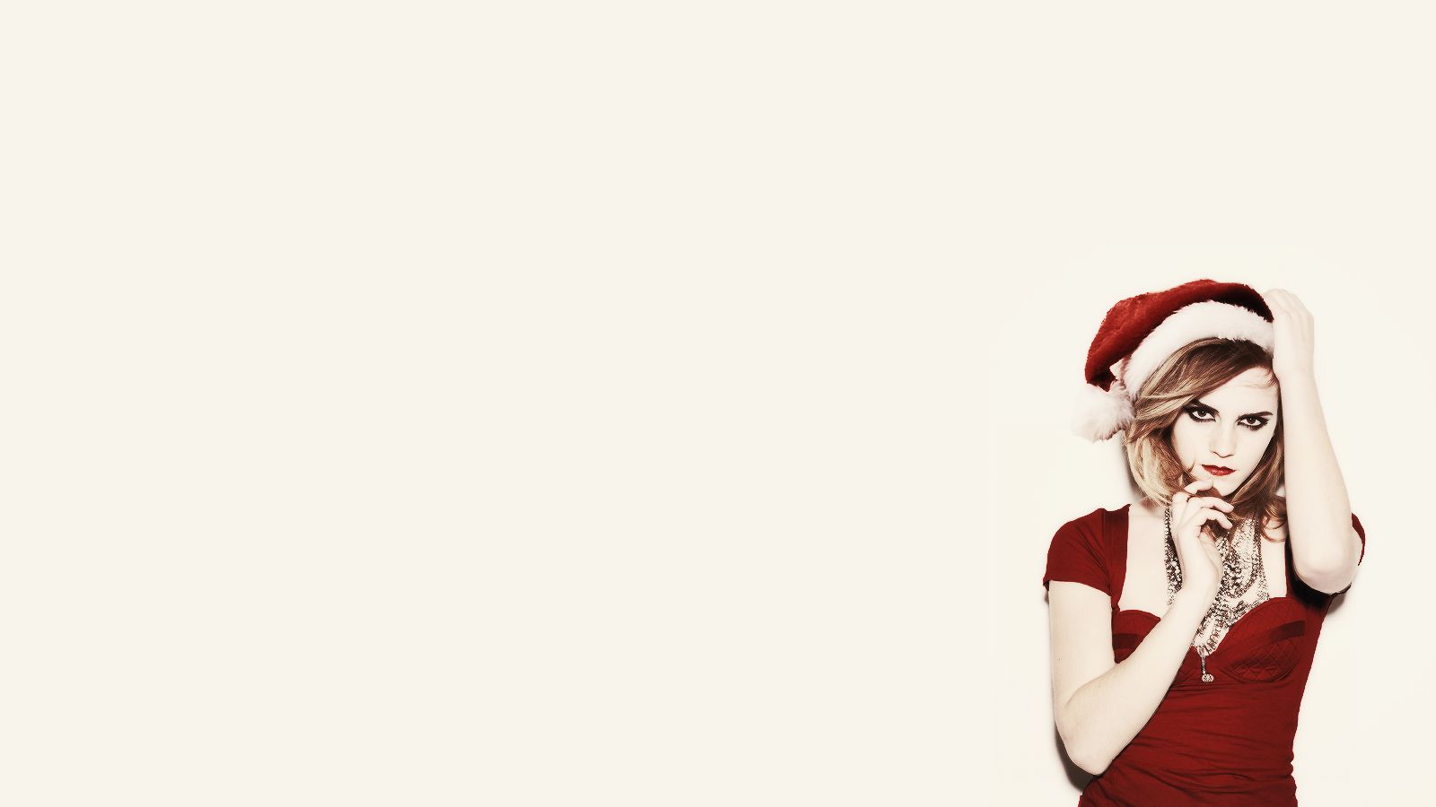 Free download wallpaper Emma Watson, Christmas, Hat, Necklace, Celebrity, Brown Eyes, Short Hair, Santa Hat on your PC desktop