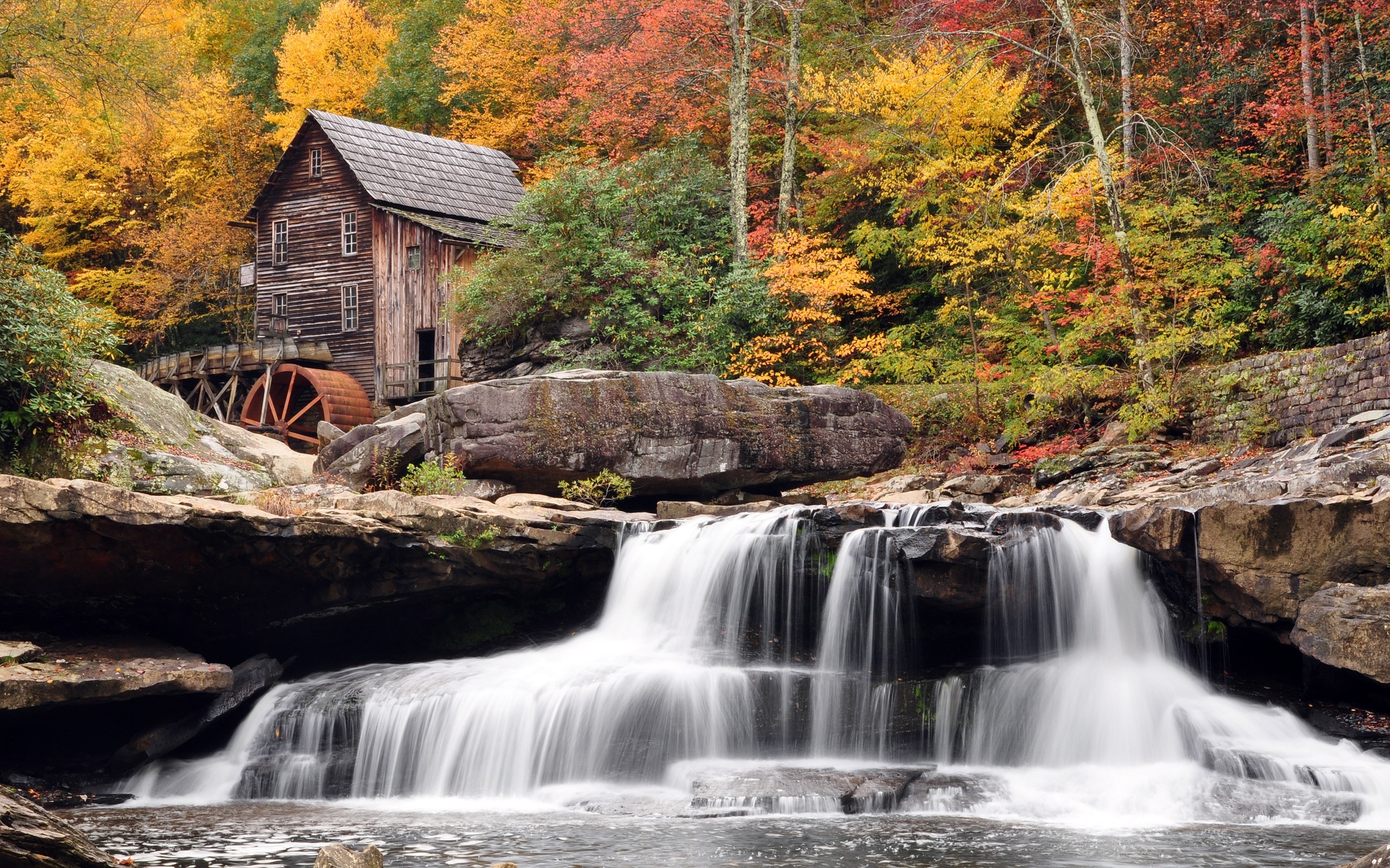 Laden Sie das Landschaft, Häuser, Flüsse, Herbst-Bild kostenlos auf Ihren PC-Desktop herunter