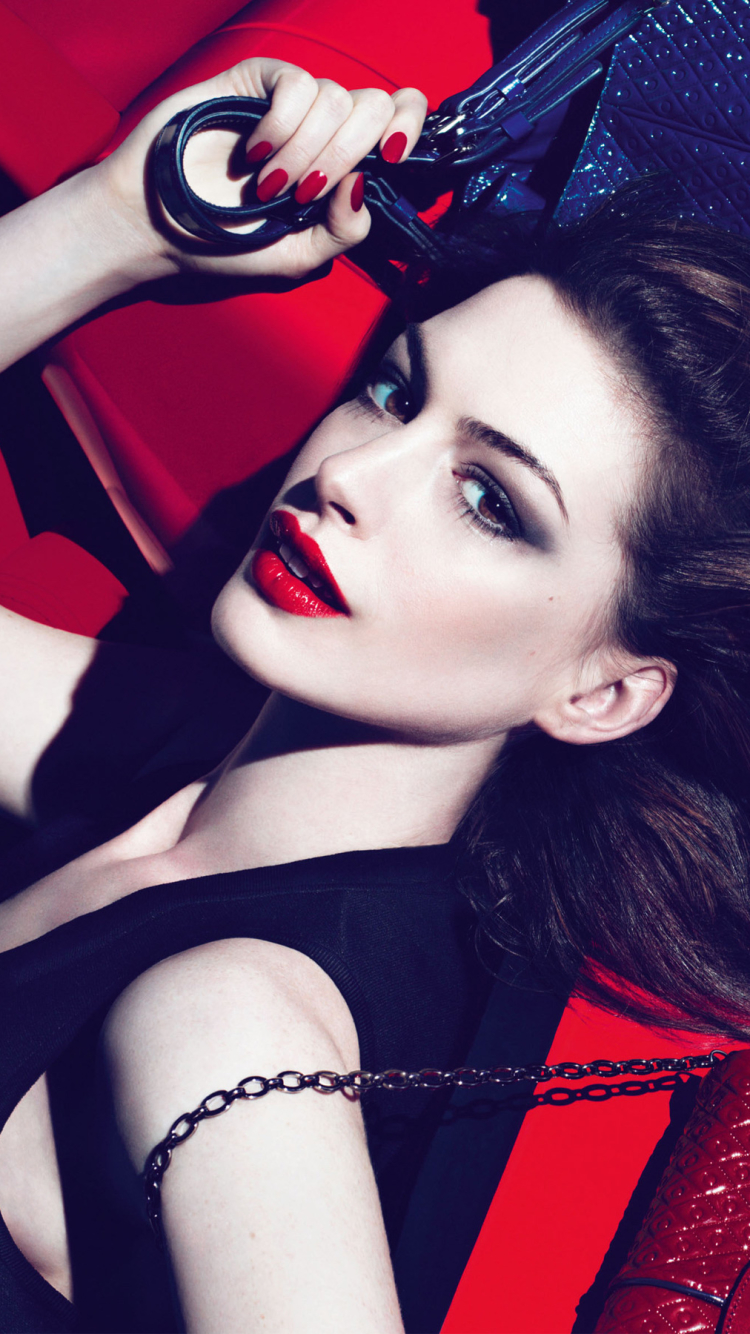 Download mobile wallpaper Anne Hathaway, Brunette, Celebrity, Actress for free.