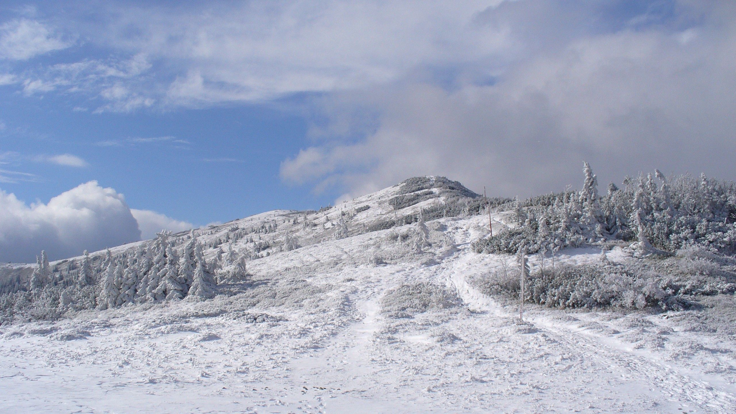 Descarga gratis la imagen Invierno, Naturaleza, Loma, Sierras, Nieve en el escritorio de tu PC