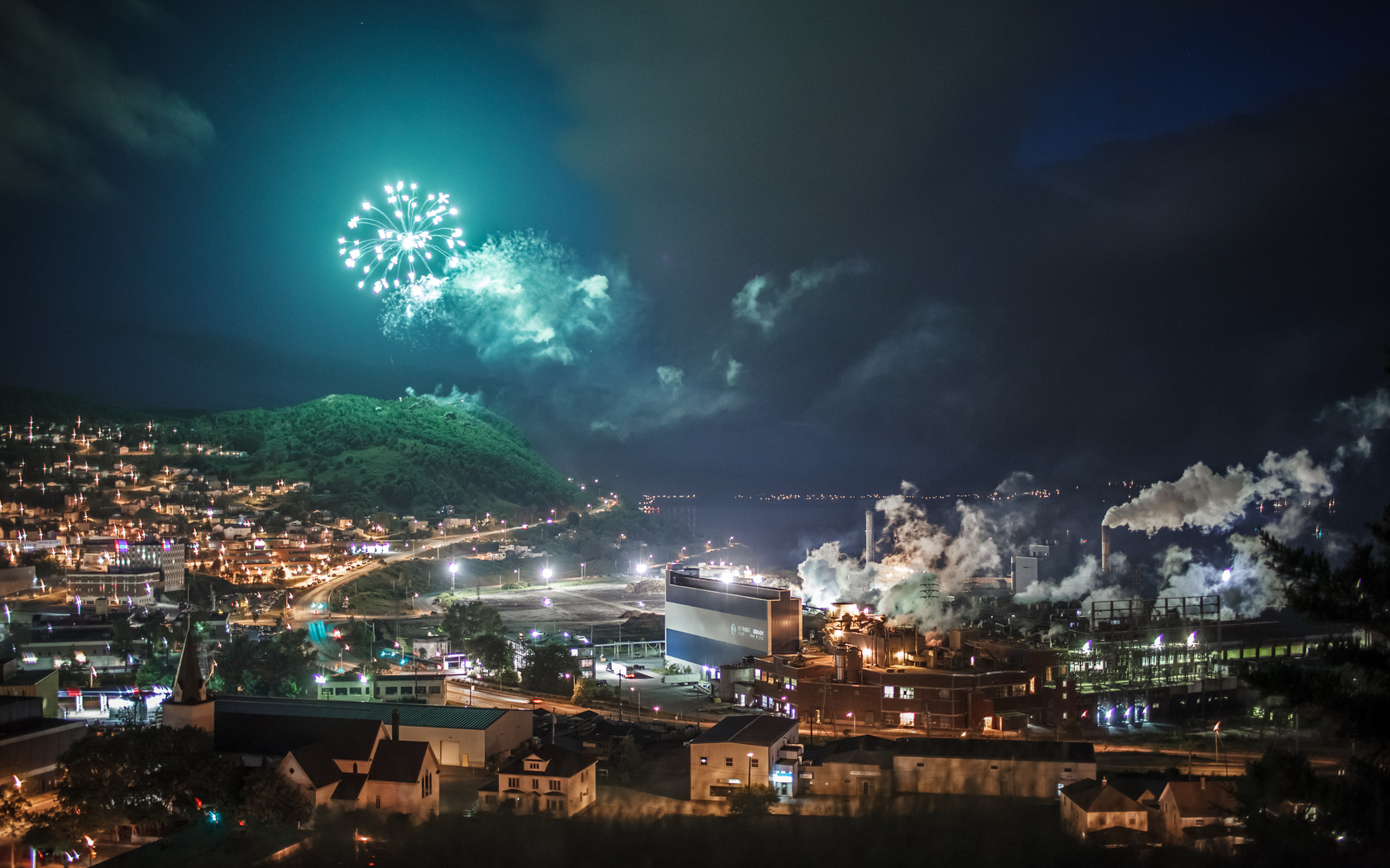 Laden Sie das Feuerwerk, Fotografie-Bild kostenlos auf Ihren PC-Desktop herunter