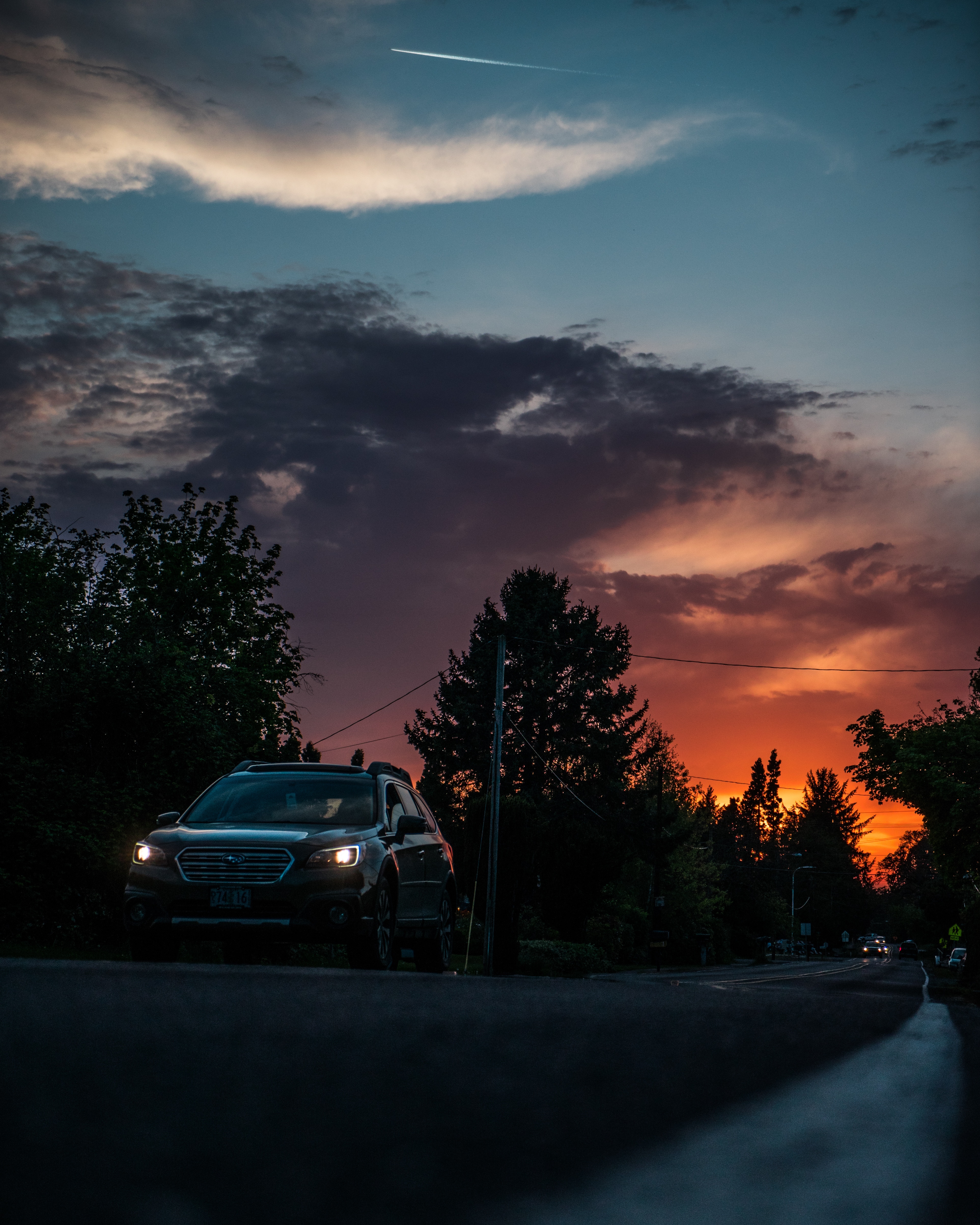 Free download wallpaper Sunset, Movement, Cars, Road, Car, Traffic, Night on your PC desktop