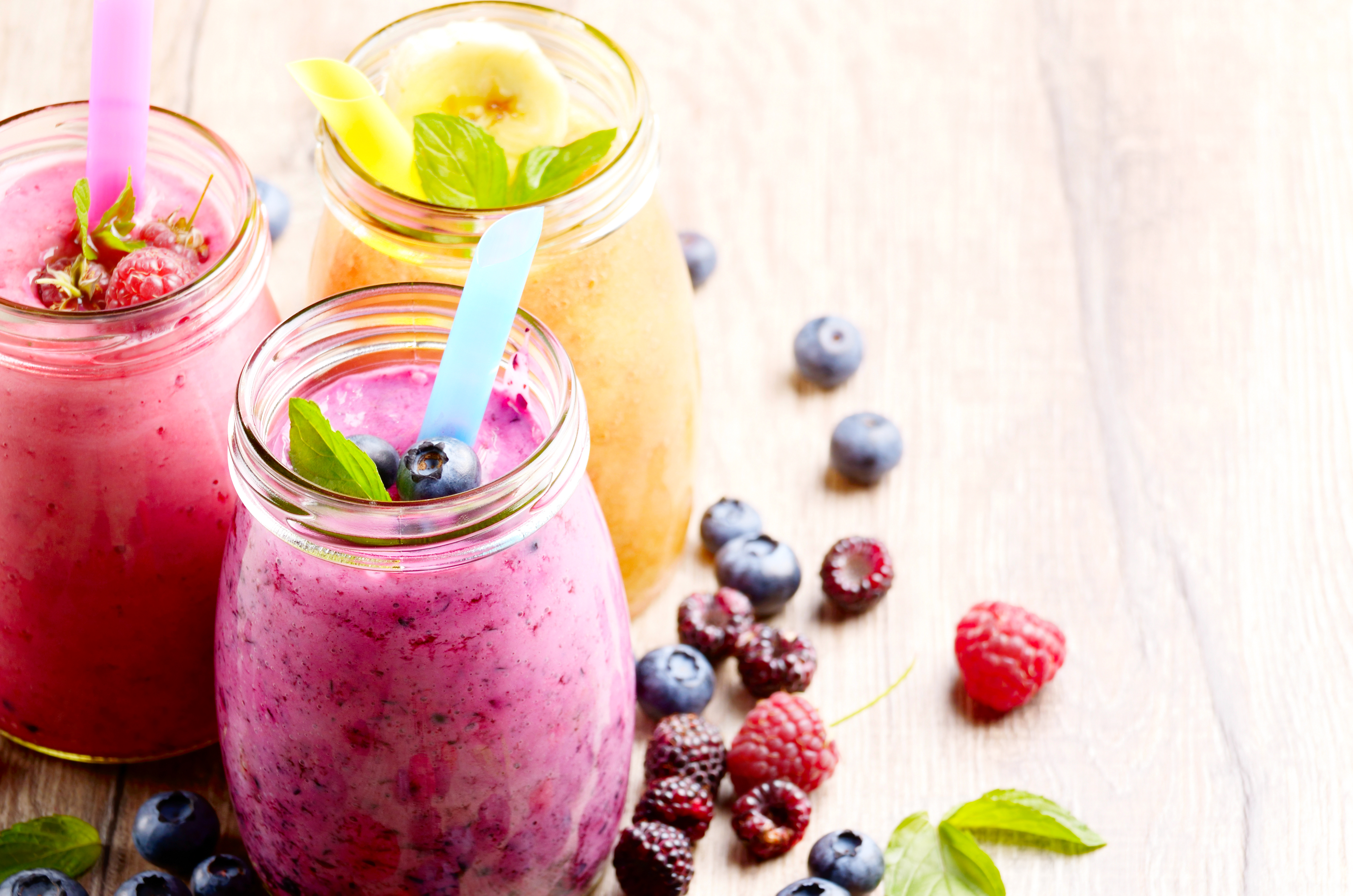 Free download wallpaper Food, Blueberry, Raspberry, Berry, Fruit, Drink, Smoothie on your PC desktop