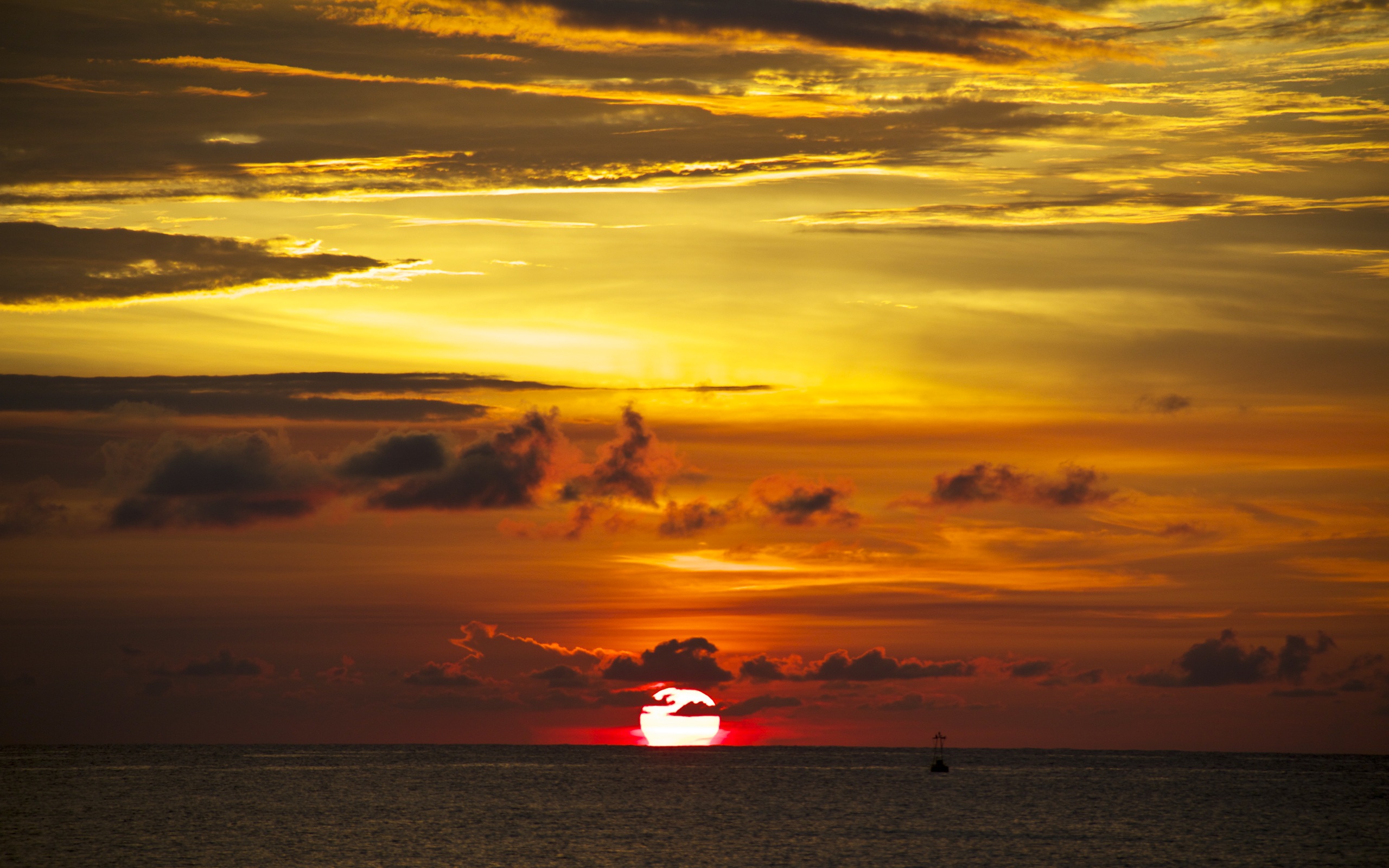 Free download wallpaper Sunset, Ocean, Earth, Colors, Cloud on your PC desktop