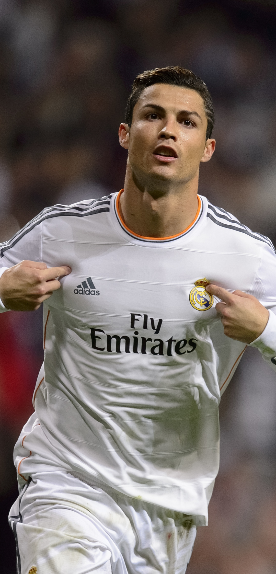 Download mobile wallpaper Sports, Cristiano Ronaldo, Soccer, Real Madrid C F, Portuguese for free.