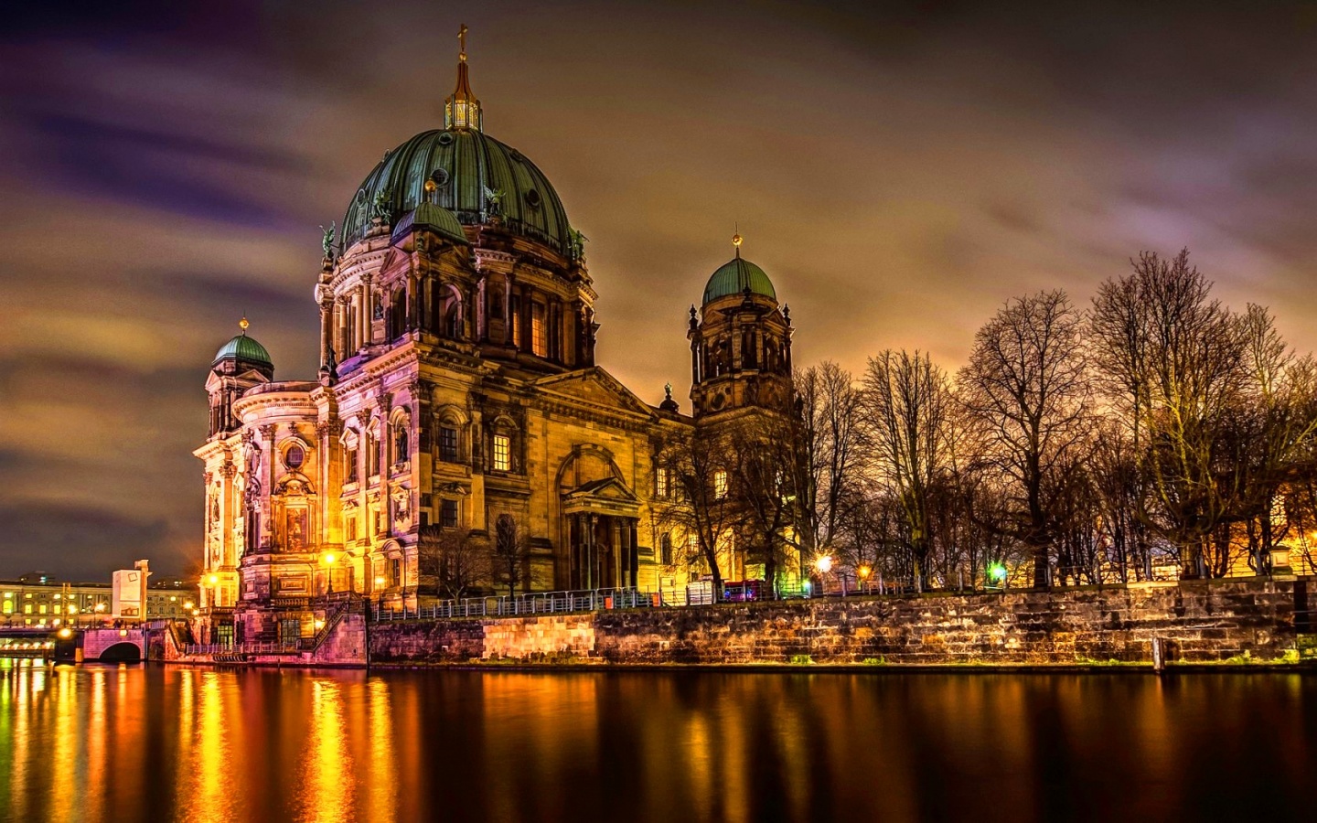 Téléchargez des papiers peints mobile Nuit, Berlin, Lumière, Allemagne, Cathédrale, Dôme, Religieux, Cathédrale De Berlin gratuitement.