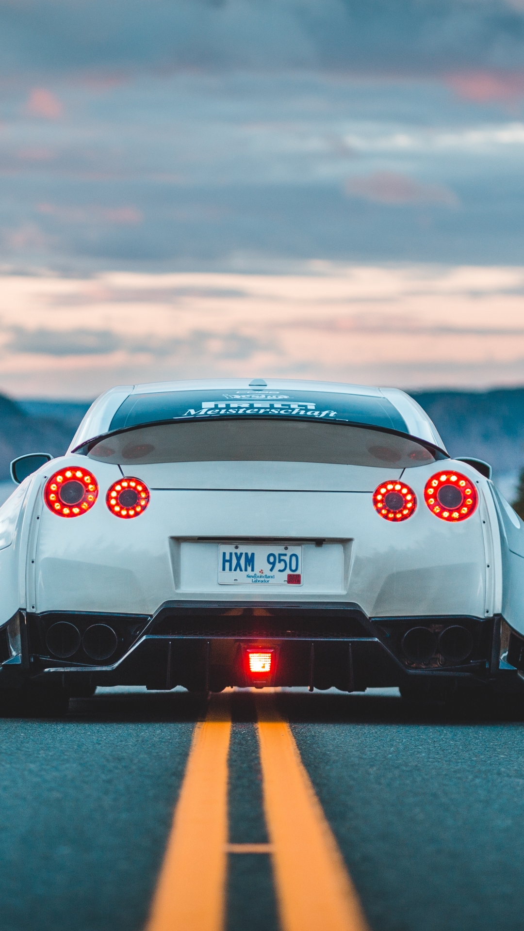 Download mobile wallpaper Nissan, Car, Supercar, Nissan Gt R, Vehicle, Vehicles, White Car for free.