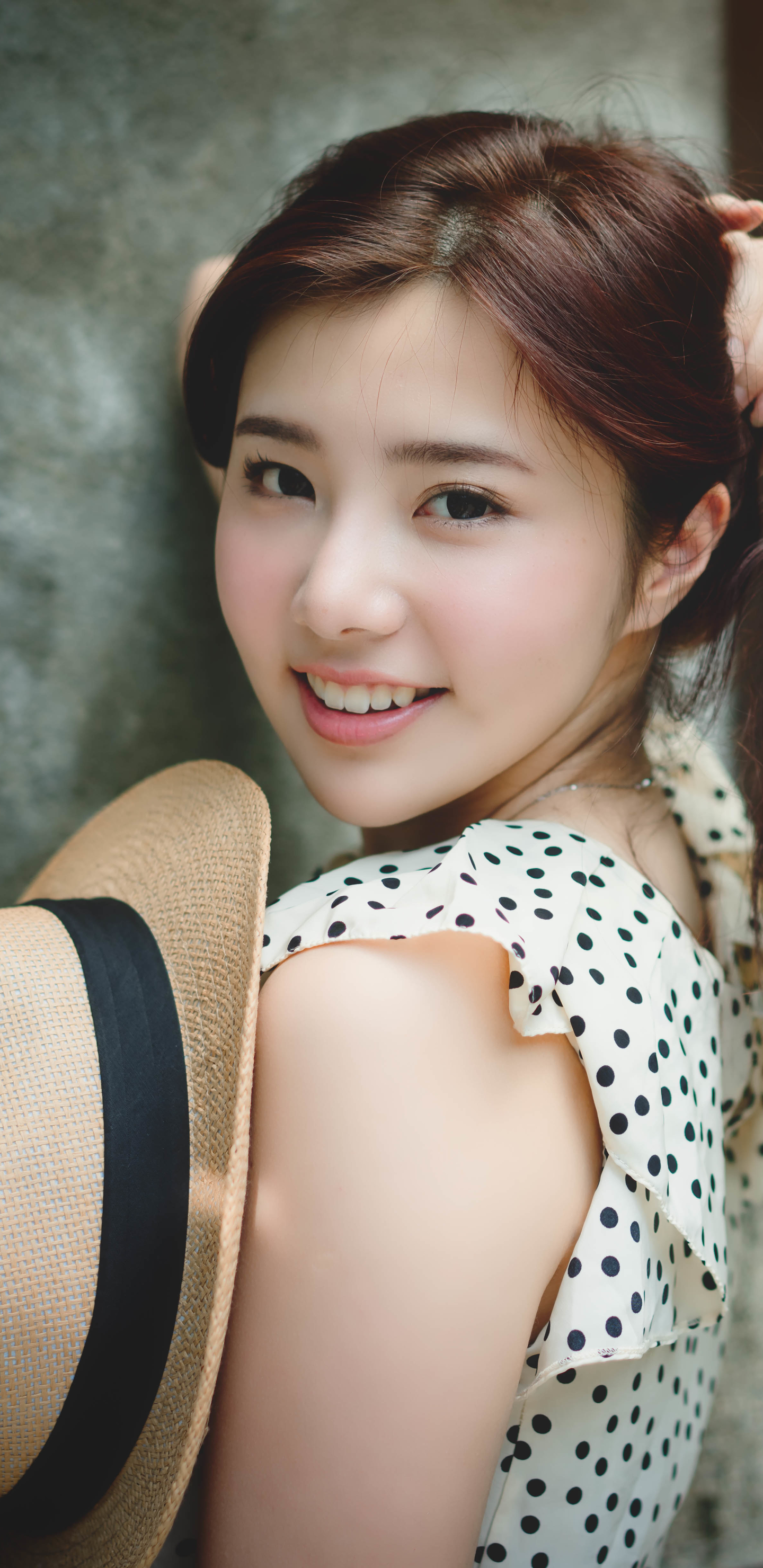 Download mobile wallpaper Smile, Hair, Hat, Model, Women, Asian, Taiwanese, Chén Sīyǐng for free.