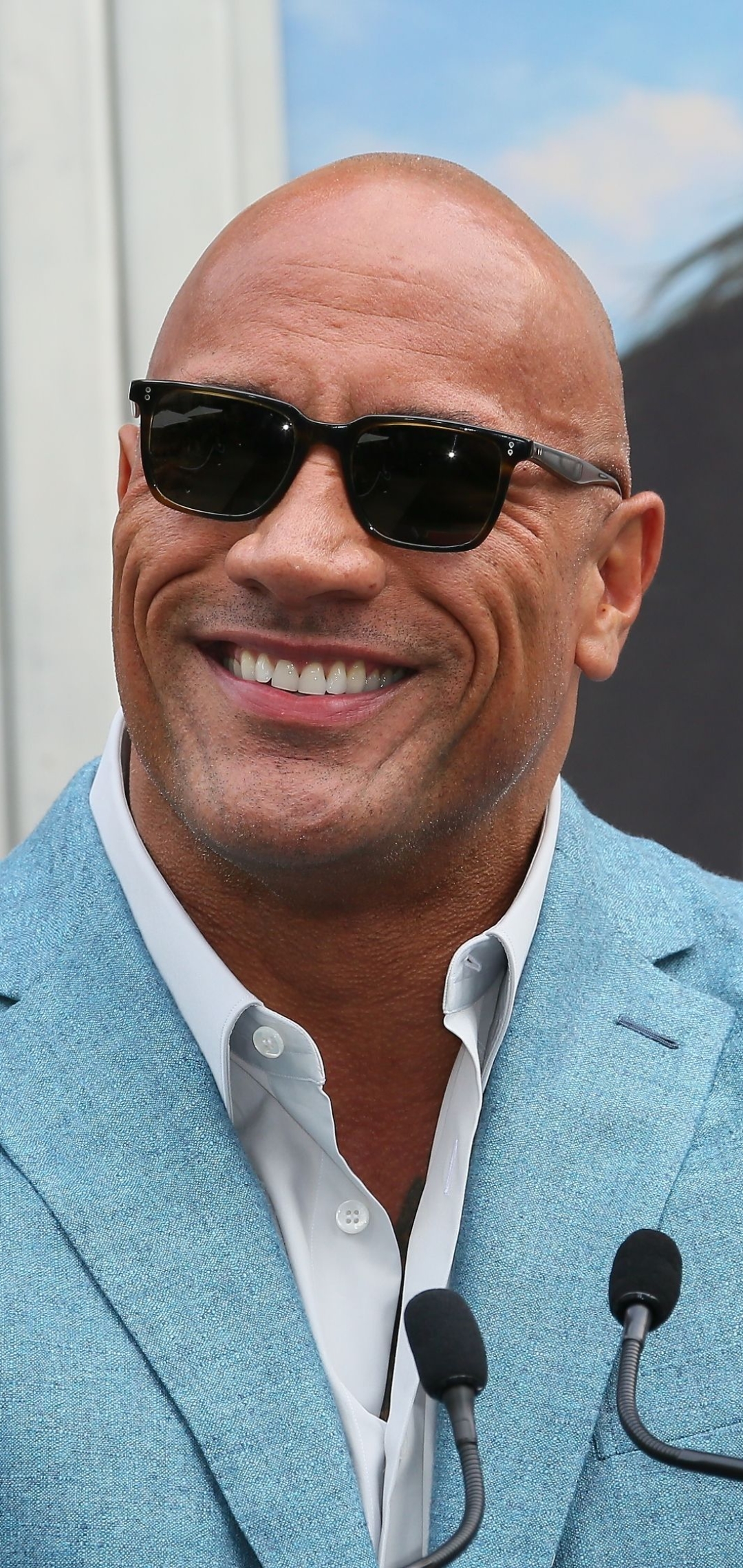 Download mobile wallpaper Dwayne Johnson, Celebrity for free.