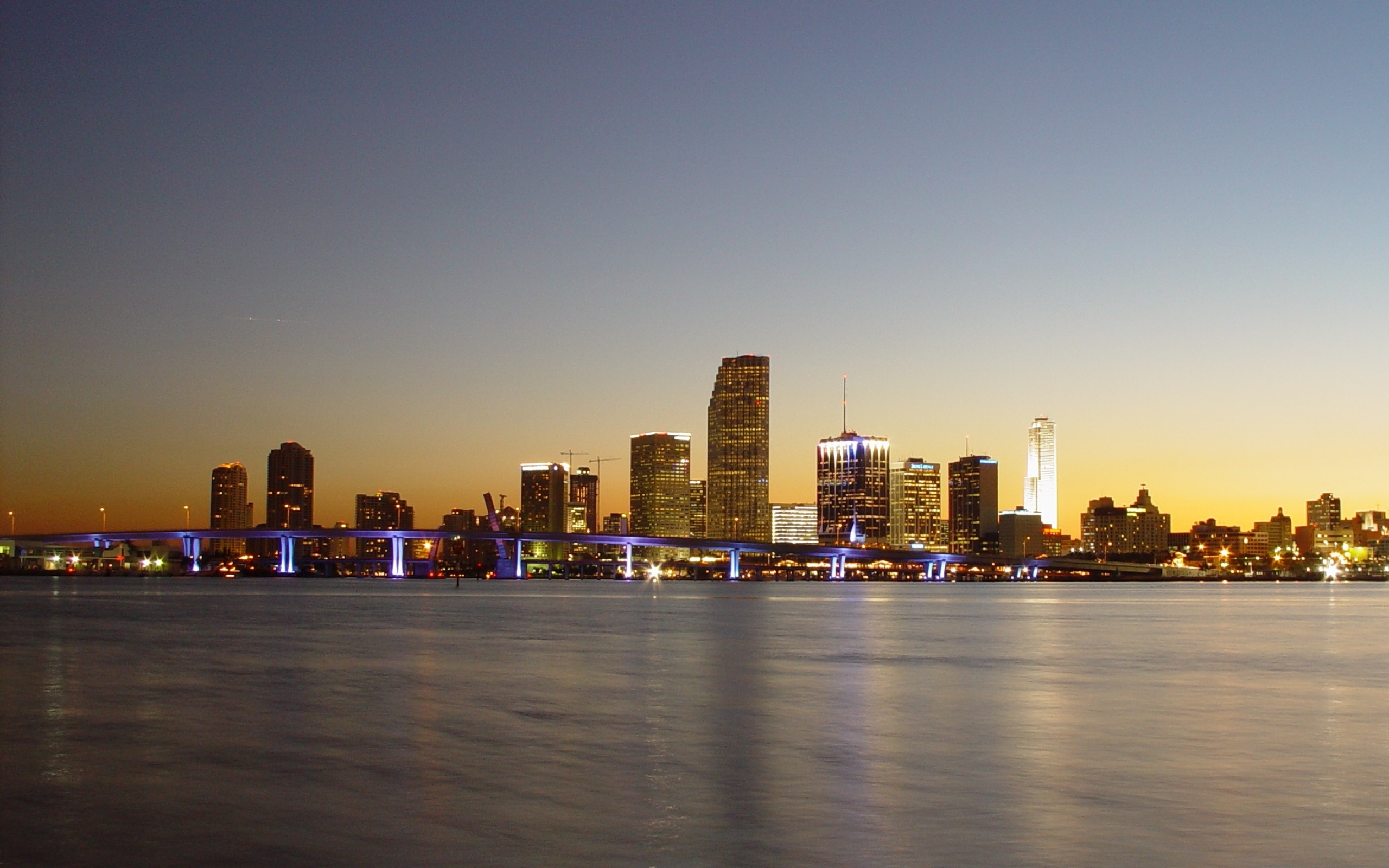 Descarga gratuita de fondo de pantalla para móvil de Miami, Ciudades, Hecho Por El Hombre.