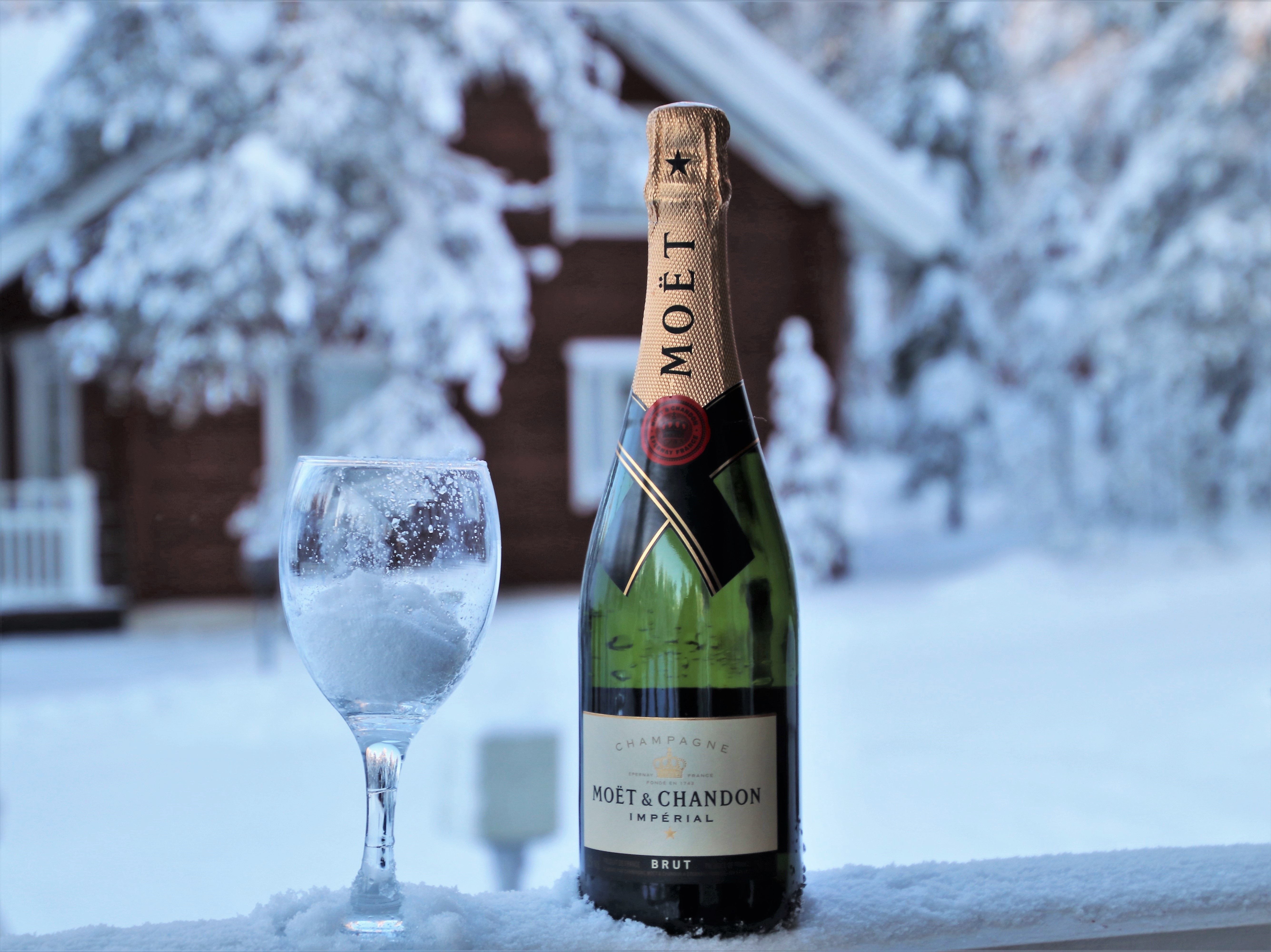 Download mobile wallpaper Winter, Food, Glass, Champagne, Alcohol for free.
