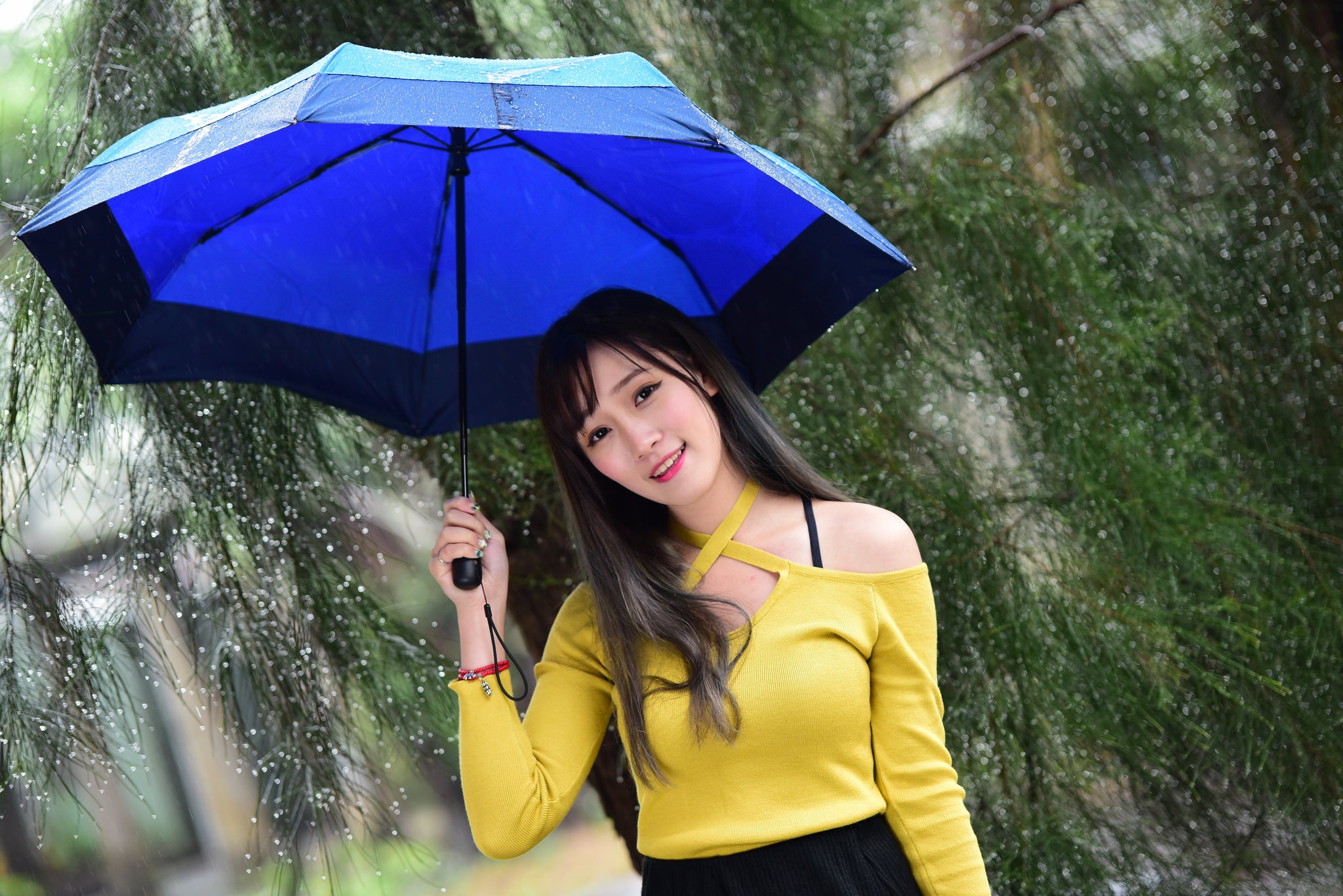 Download mobile wallpaper Rain, Smile, Umbrella, Brunette, Model, Women, Asian, Depth Of Field for free.