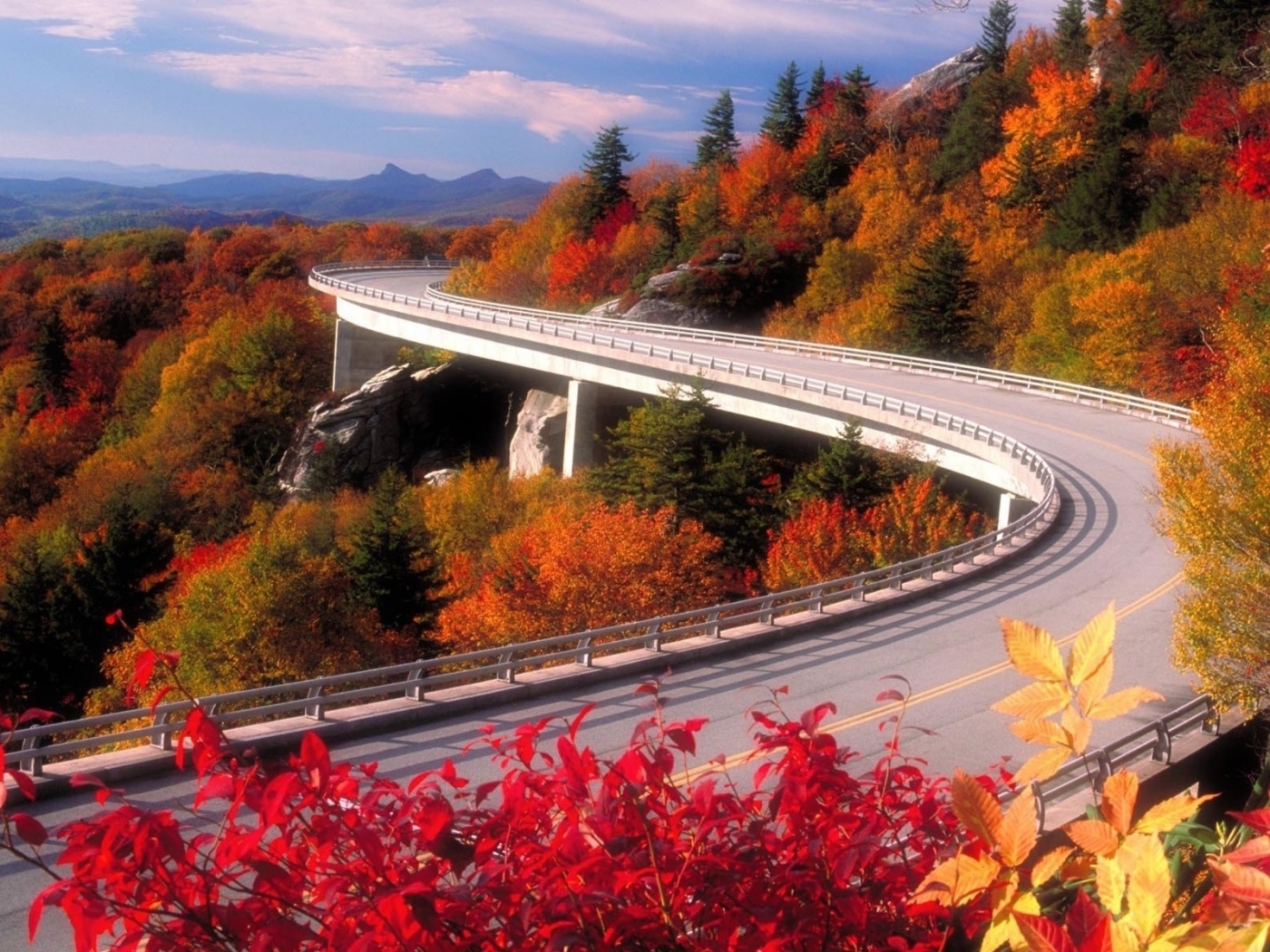 26444 baixar papel de parede estradas, paisagem, outono, vermelho - protetores de tela e imagens gratuitamente