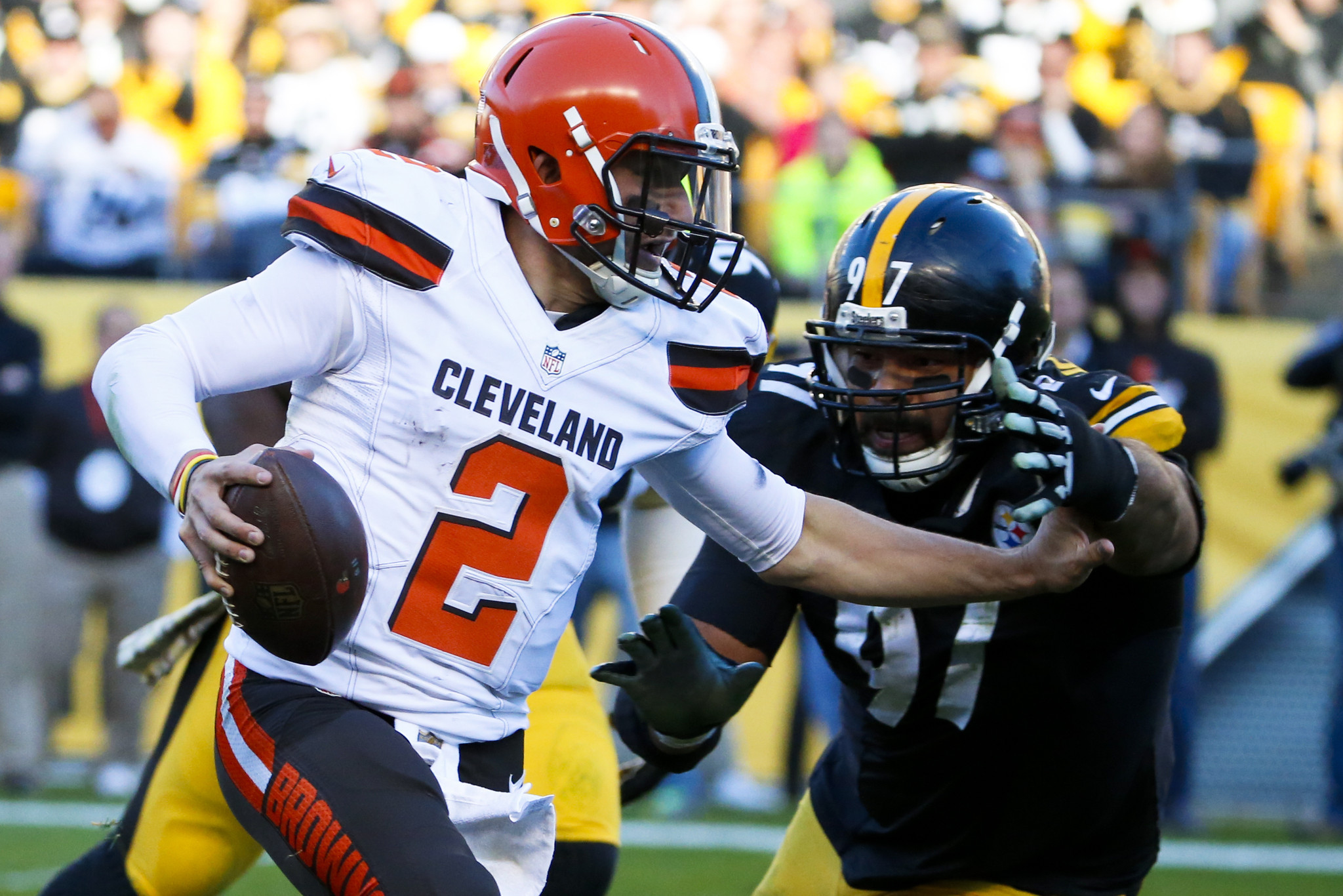 Download mobile wallpaper Sports, Football, Cleveland Browns for free.