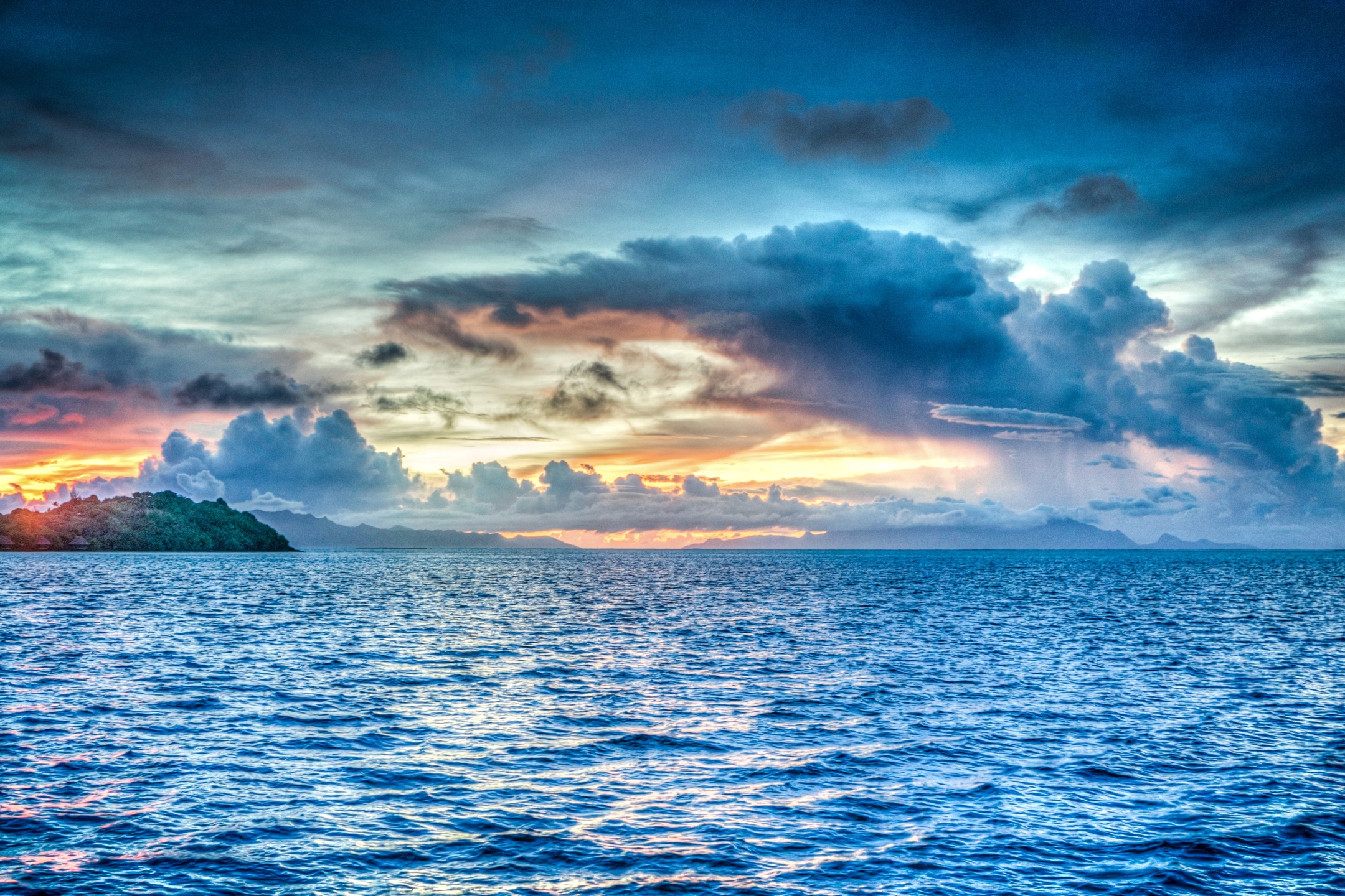 Download mobile wallpaper Sky, Horizon, Ocean, Earth, Cloud, Bora Bora for free.
