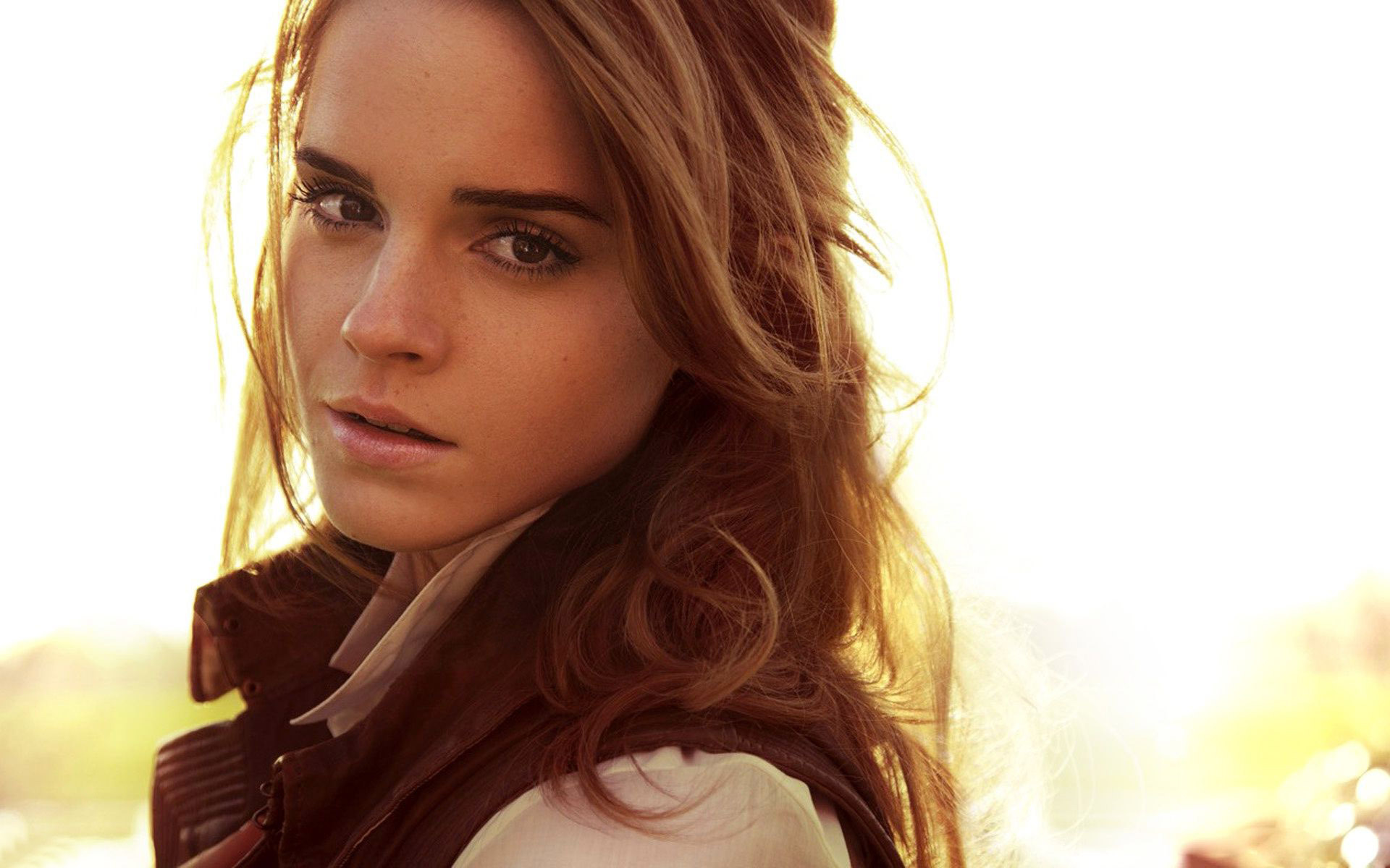 Descarga gratuita de fondo de pantalla para móvil de Emma Watson, Celebridades.