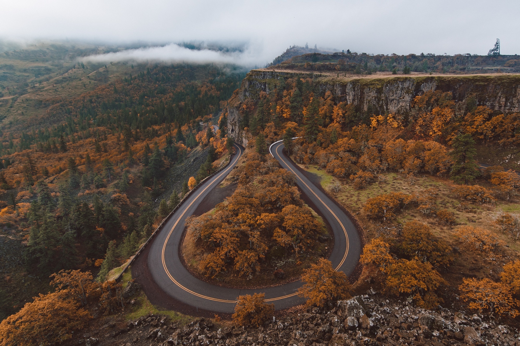 Laden Sie das Herbst, Straße, Menschengemacht-Bild kostenlos auf Ihren PC-Desktop herunter