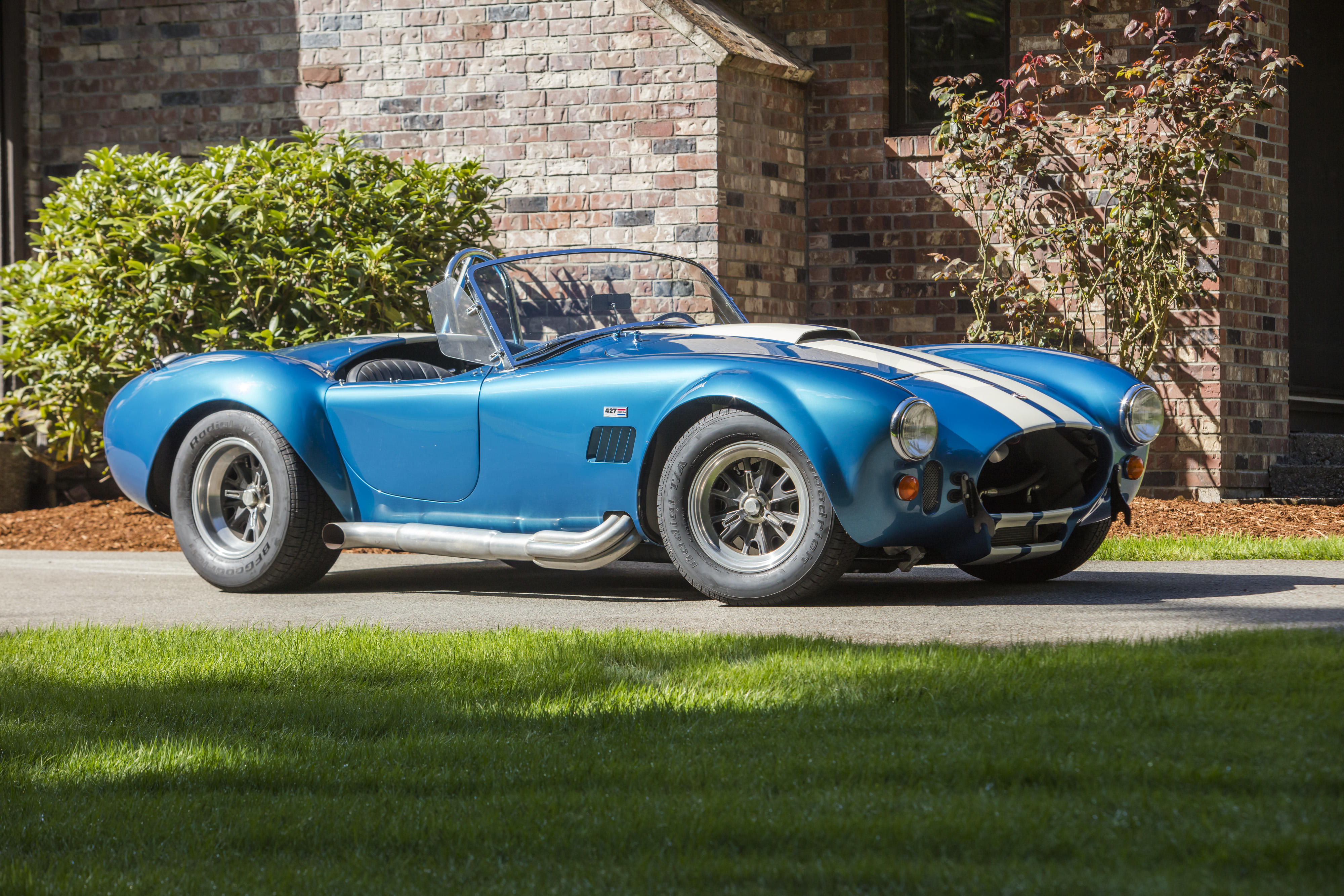 Laden Sie Shelby Cobra 427 HD-Desktop-Hintergründe herunter