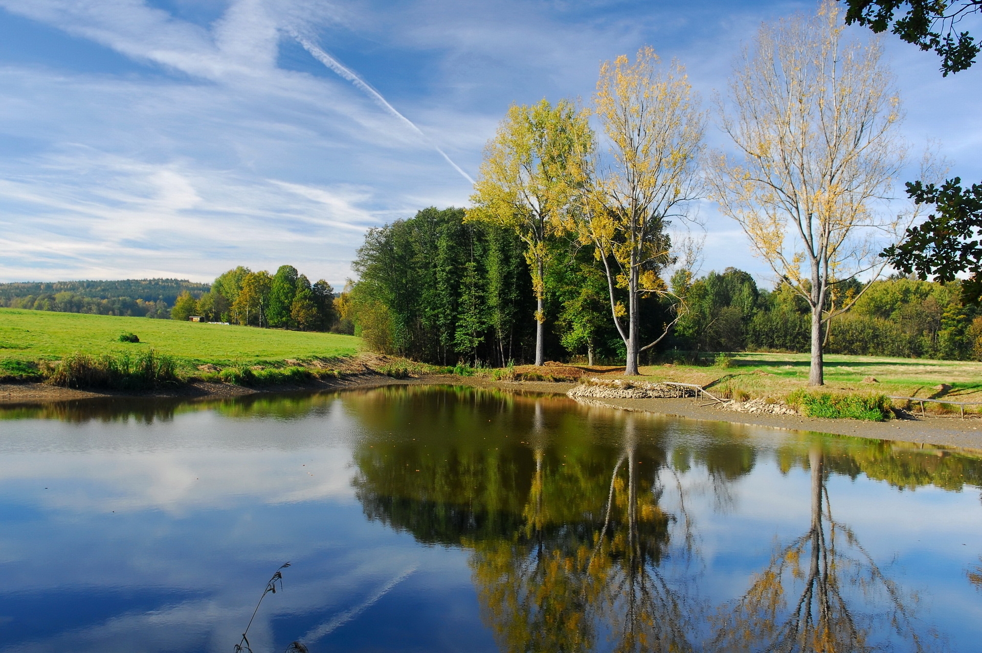 autumn, nature, pond, sky, lake, reflection, sunny cellphone
