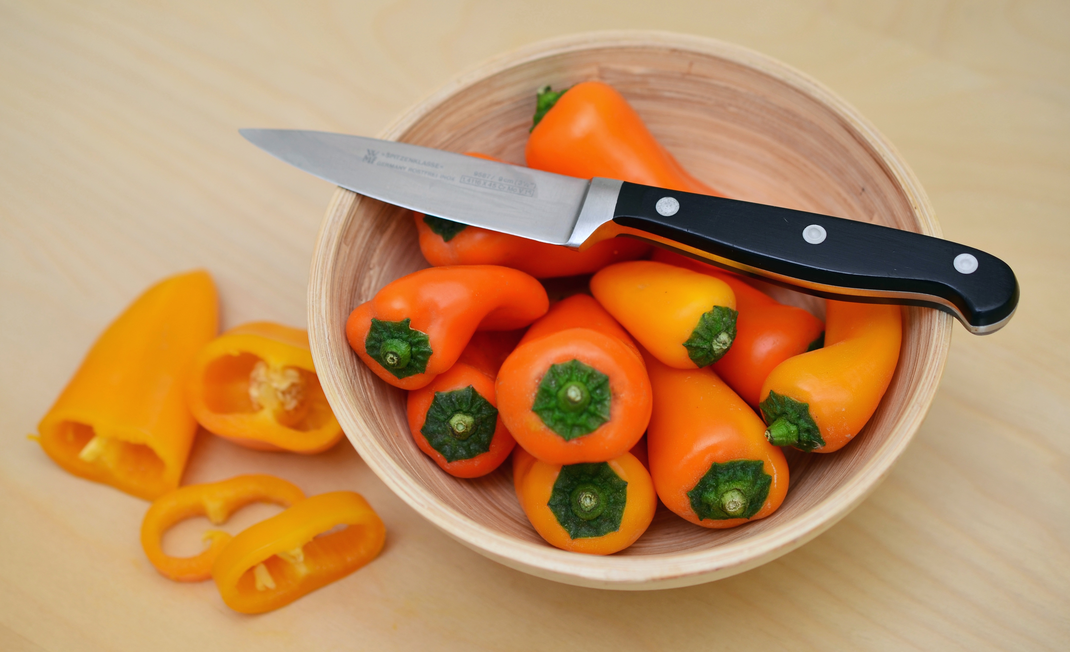 food, vegetables, bell pepper, bulgarian pepper, knife