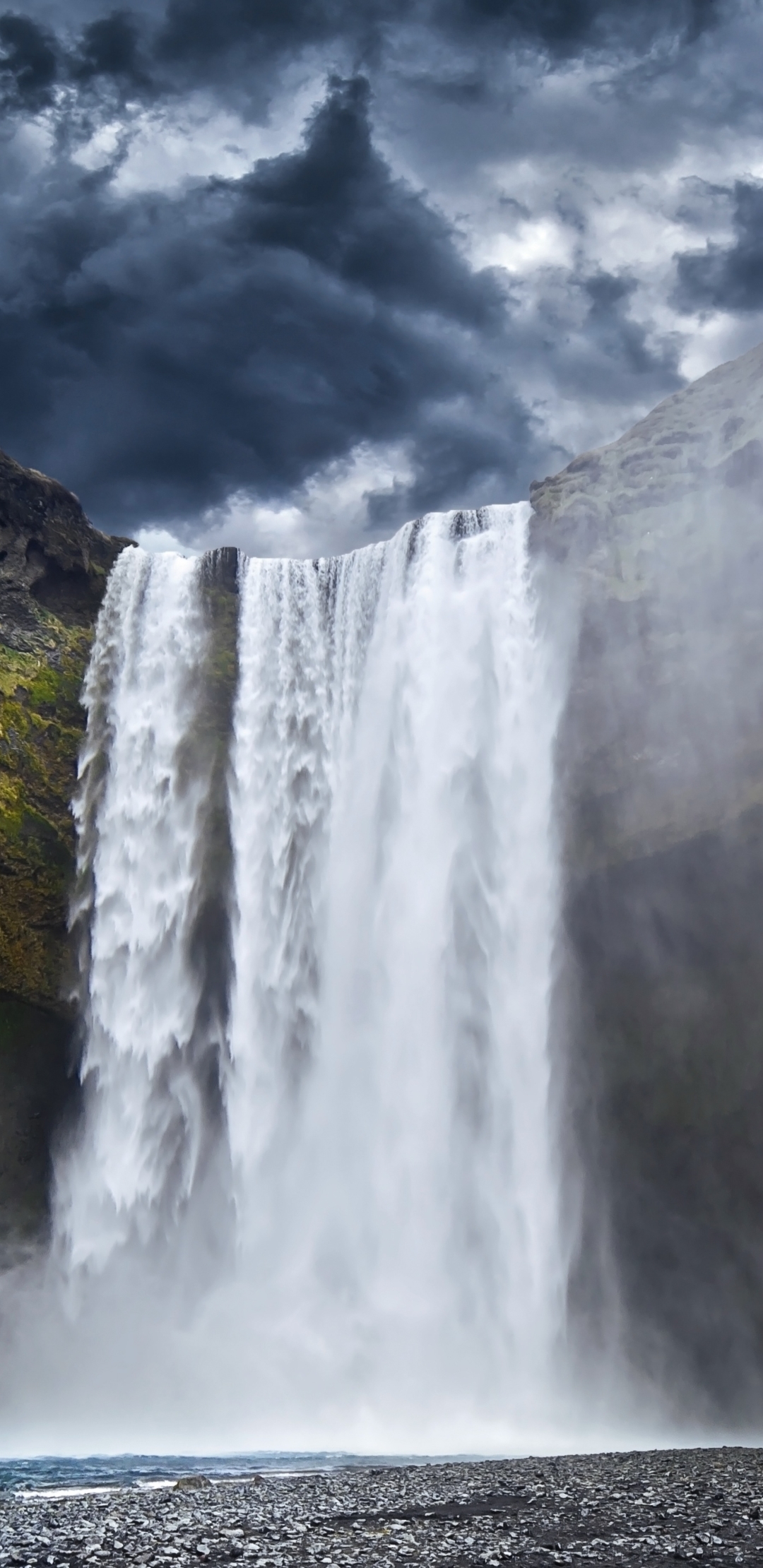 Download mobile wallpaper Waterfalls, Waterfall, Earth, Iceland, Skógafoss, Skógafoss Waterfall for free.
