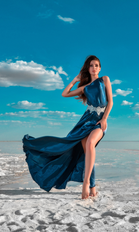 Download mobile wallpaper Beach, Horizon, Brunette, Model, Women, Blue Dress for free.