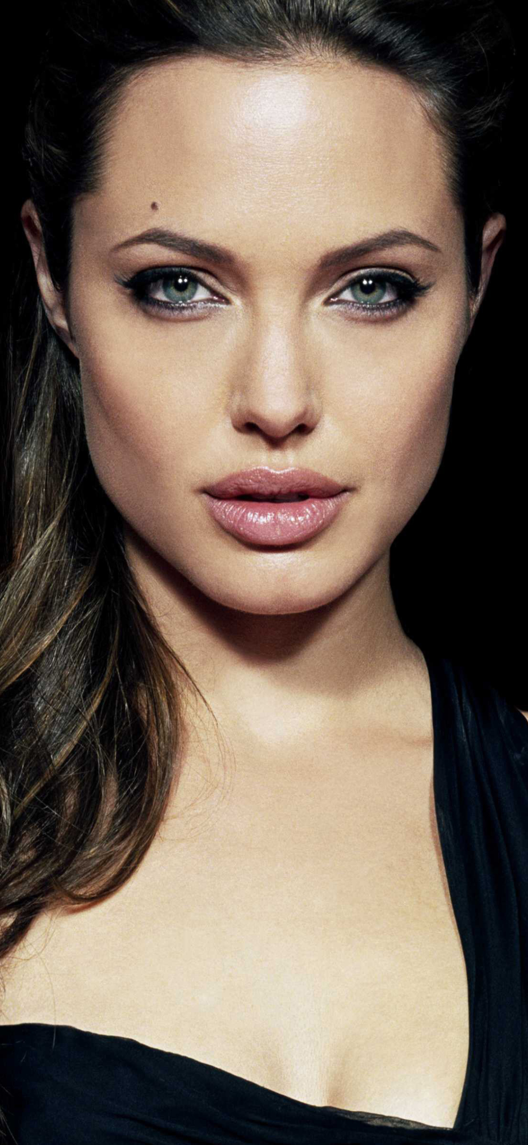 Descarga gratuita de fondo de pantalla para móvil de Angelina Jolie, Americano, Celebridades, Actriz.