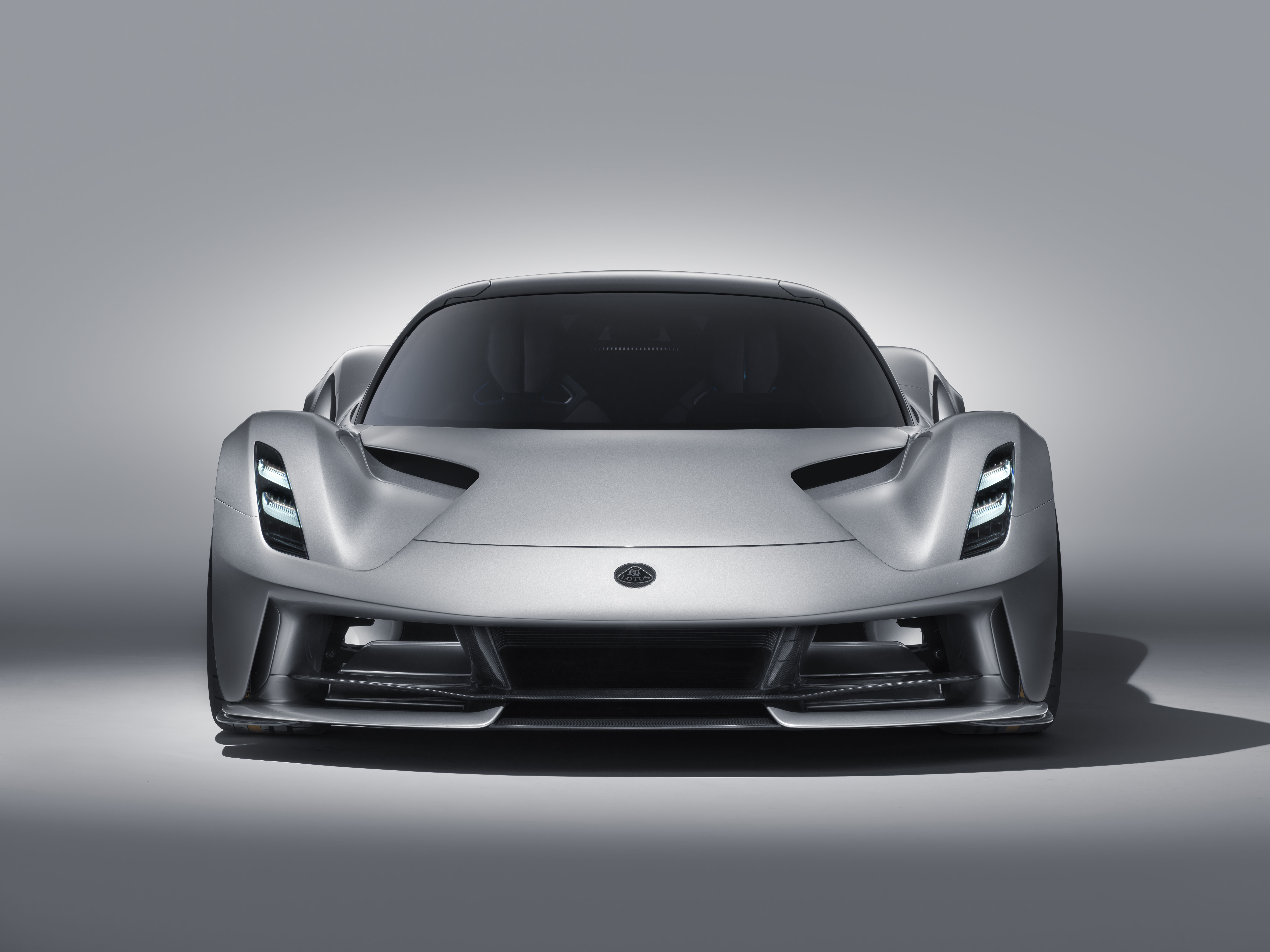 Laden Sie das Lotus, Autos, Supersportwagen, Fahrzeuge, Silbernes Auto, Lotus Autos, Lotus Evija-Bild kostenlos auf Ihren PC-Desktop herunter