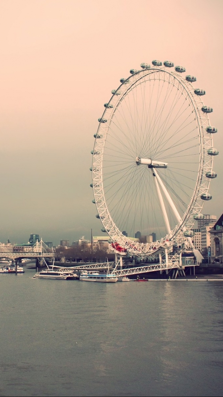 Скачать картинку Река, Лондон, Сделано Человеком, Лондонский Глаз в телефон бесплатно.