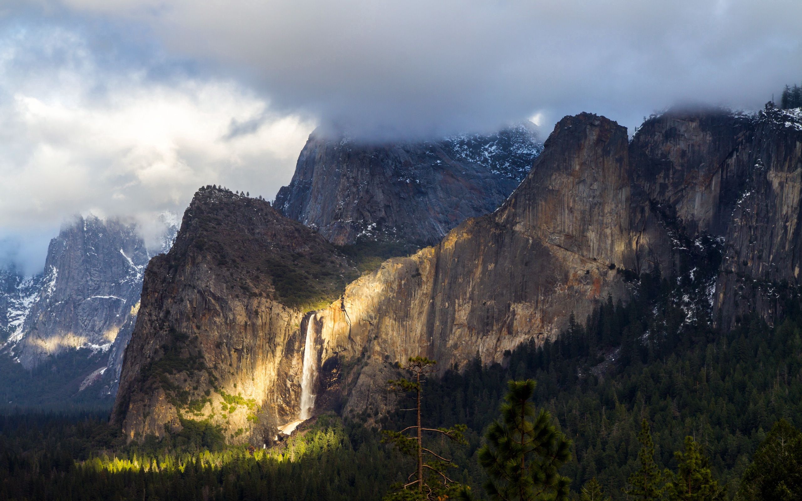 Laden Sie Yosemite HD-Desktop-Hintergründe herunter