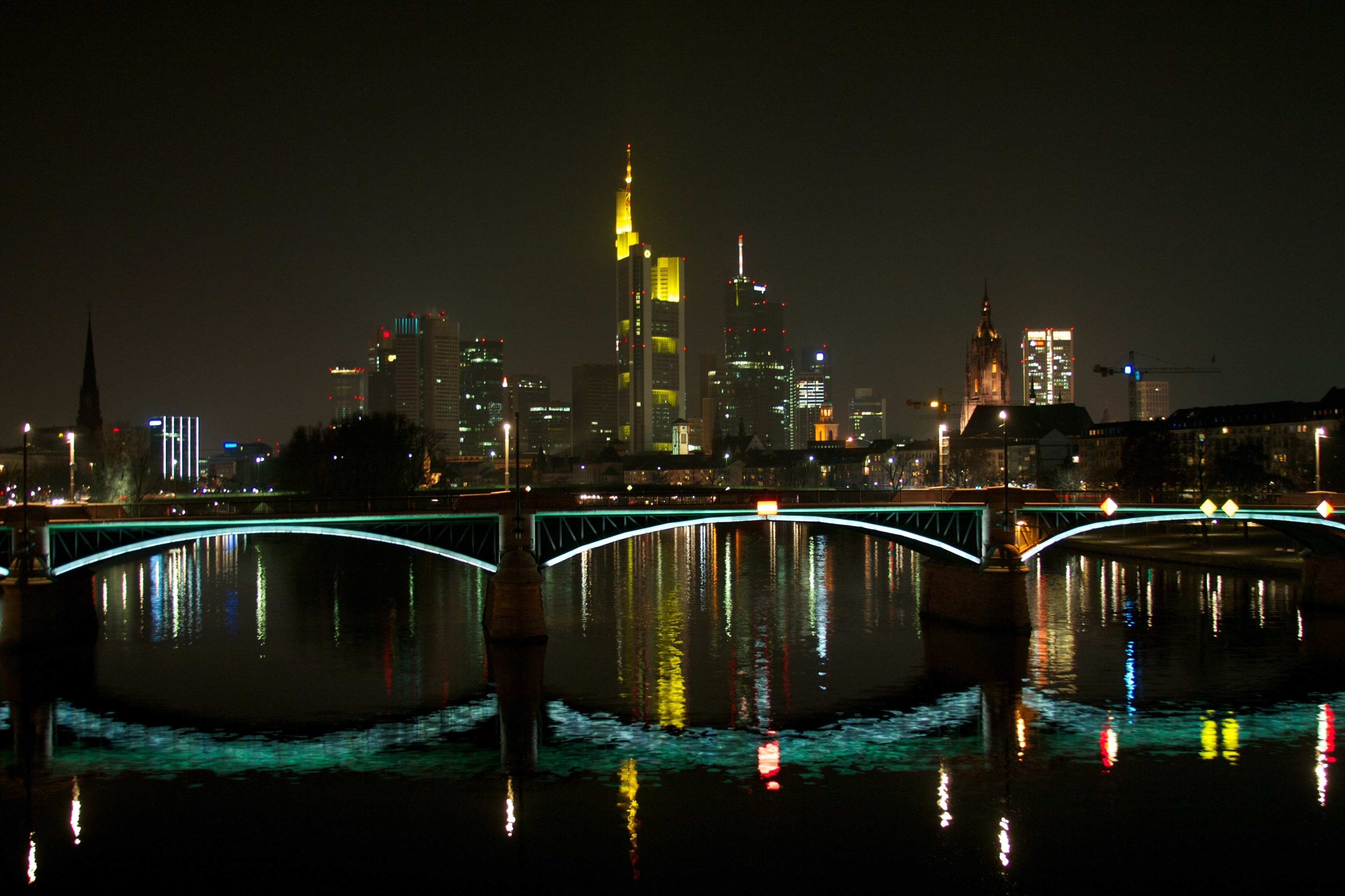290690 скачать картинку франкфурт, города, сделано человеком - обои и заставки бесплатно