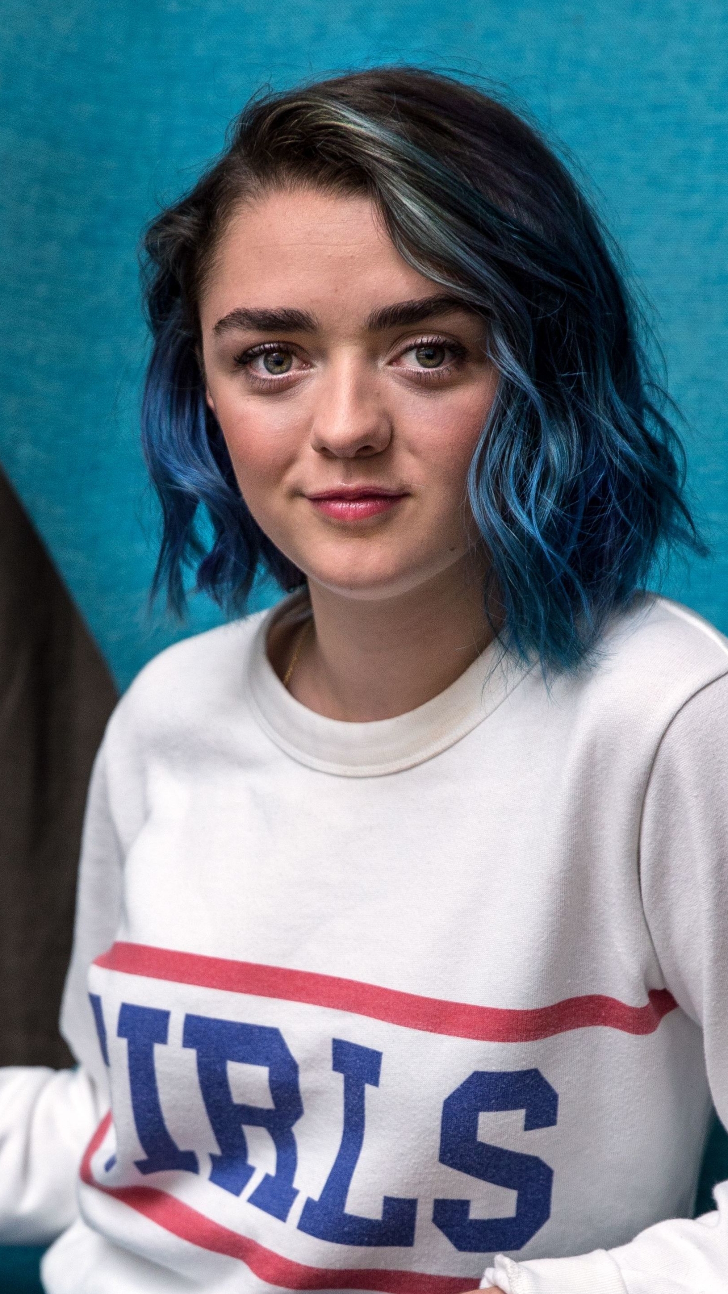 Download mobile wallpaper Celebrity, Maisie Williams for free.