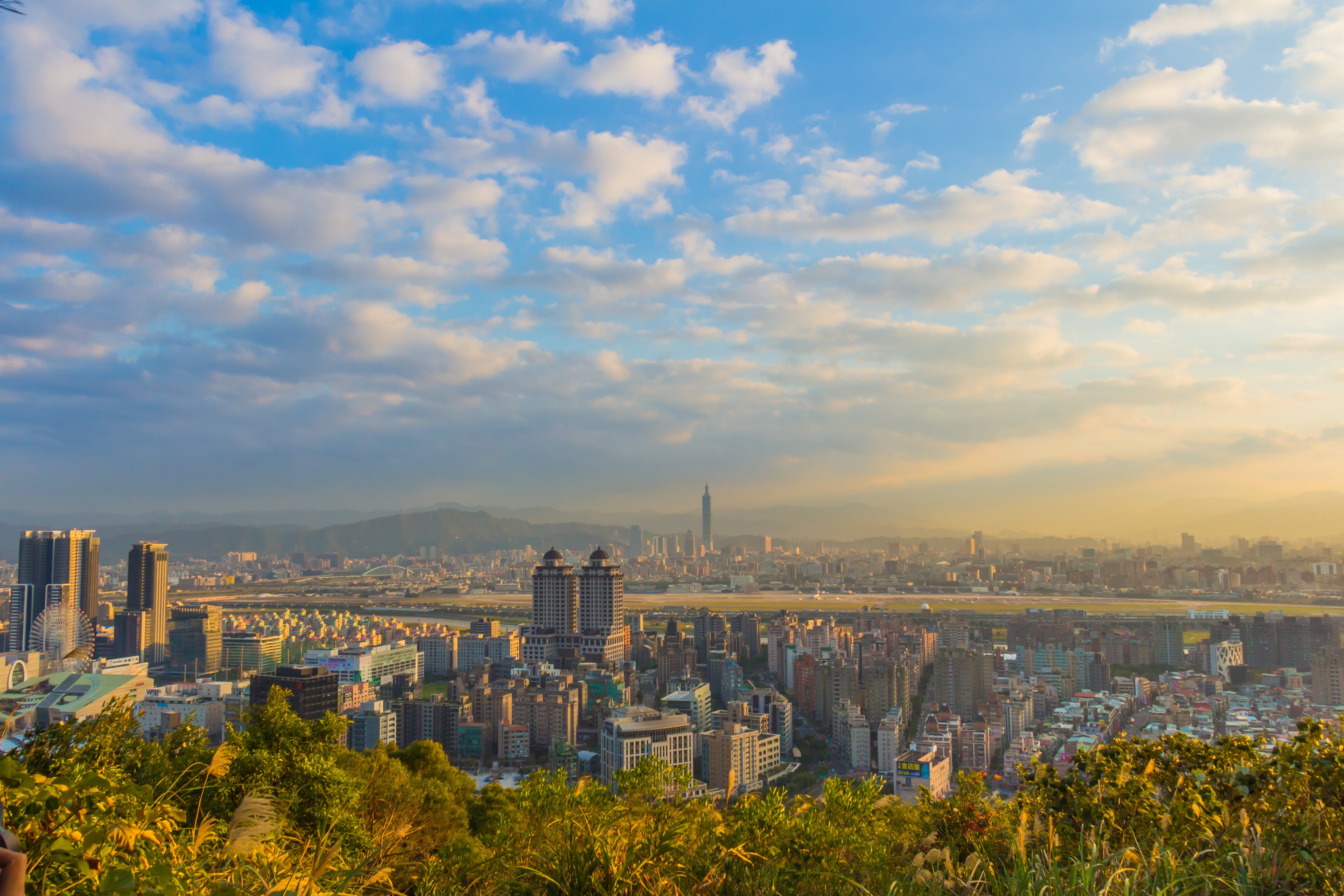 352295 télécharger le fond d'écran construction humaine, taipei, ville, nuage, ciel, taïwan, villes - économiseurs d'écran et images gratuitement