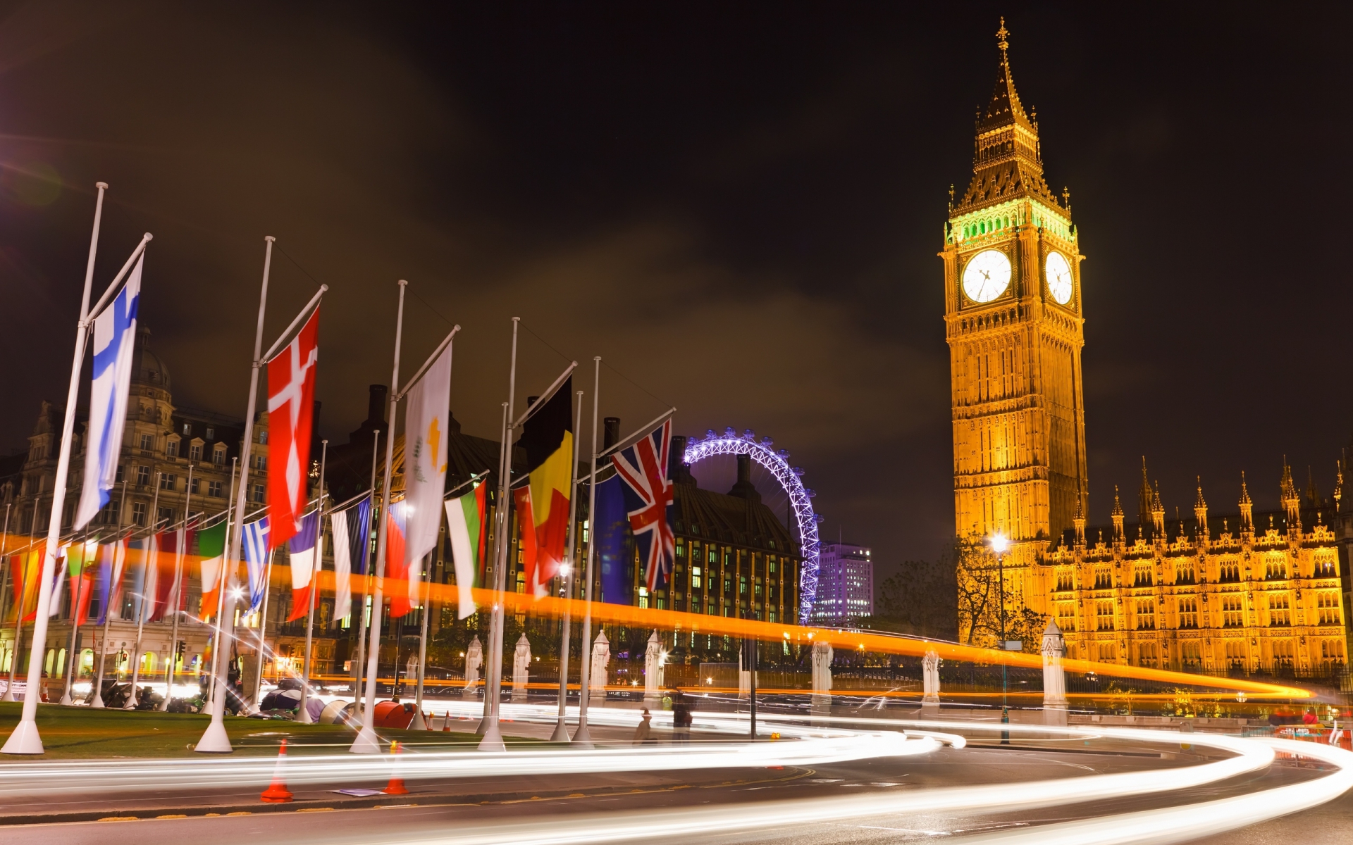 Free download wallpaper Night, Architecture, Monuments, Big Ben, Building, Light, Street, Man Made, Time Lapse on your PC desktop
