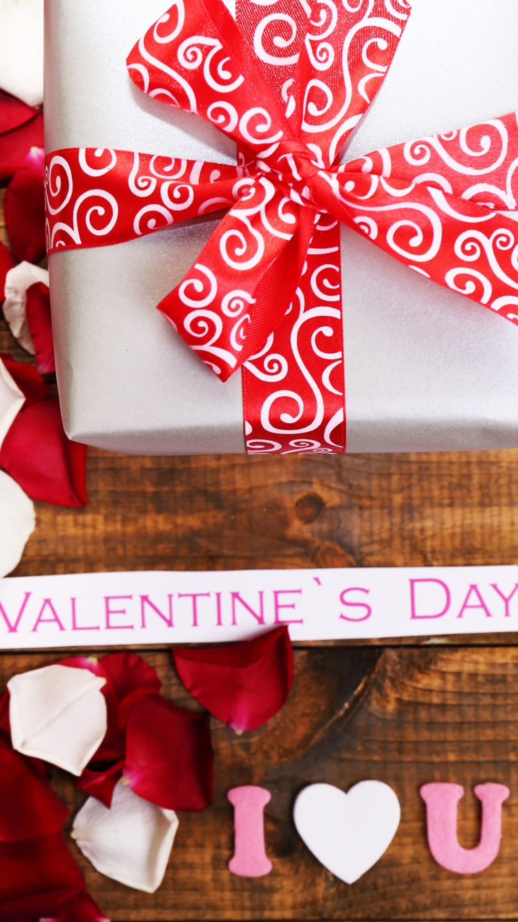 Скачати мобільні шпалери День Святого Валентина, Свято, Кохання, Подарунок, Серце, Пелюстка, Романтичний безкоштовно.