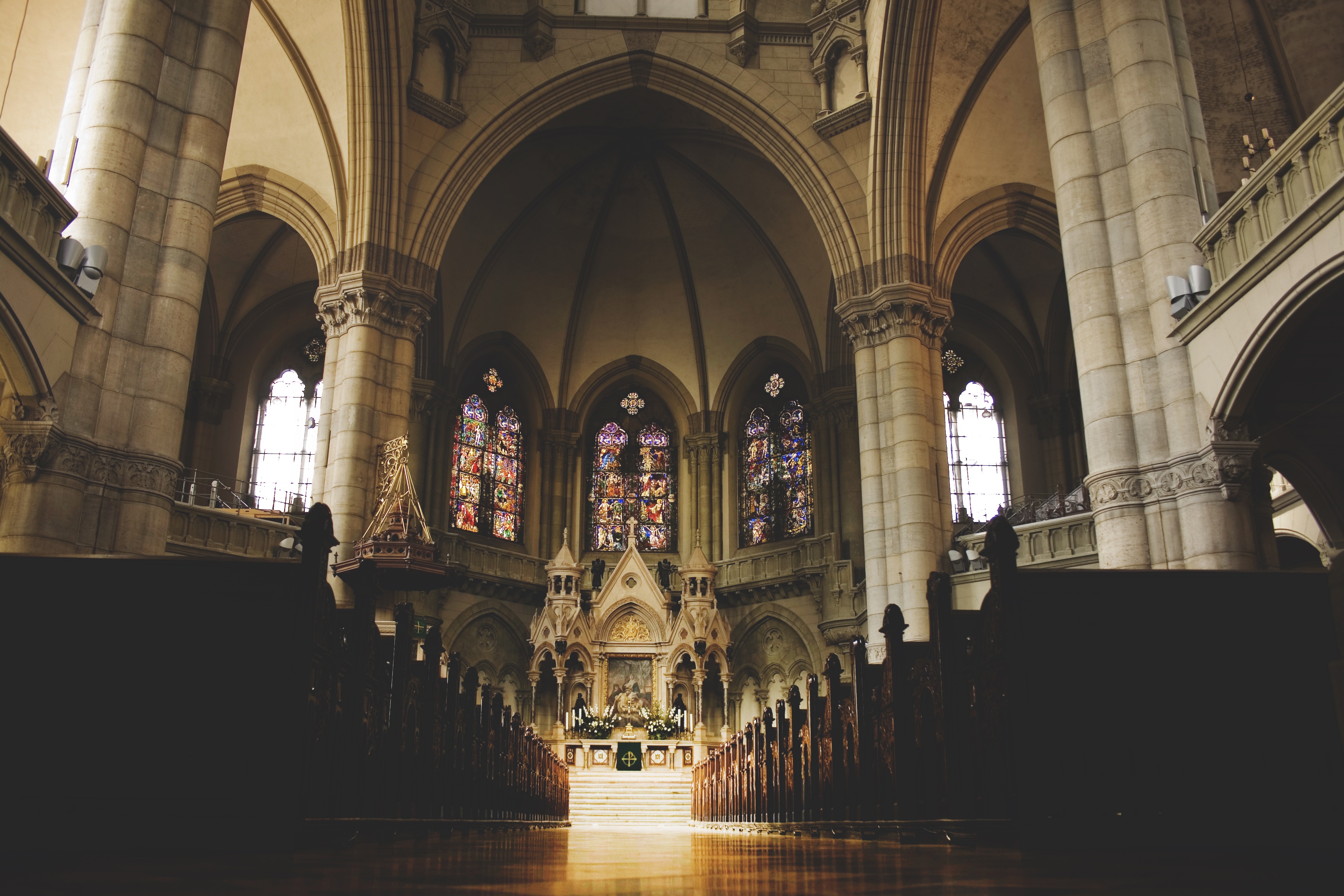 Popular Churches background images