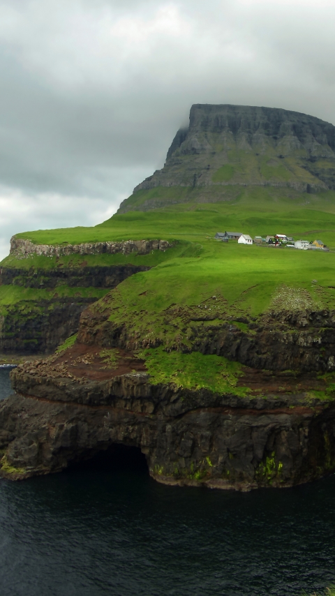 1221880 скачать обои фарерские острова, земля/природа, гасадалур, водопад, дания, скандинавия, деревня, облака, облако, побережье - заставки и картинки бесплатно