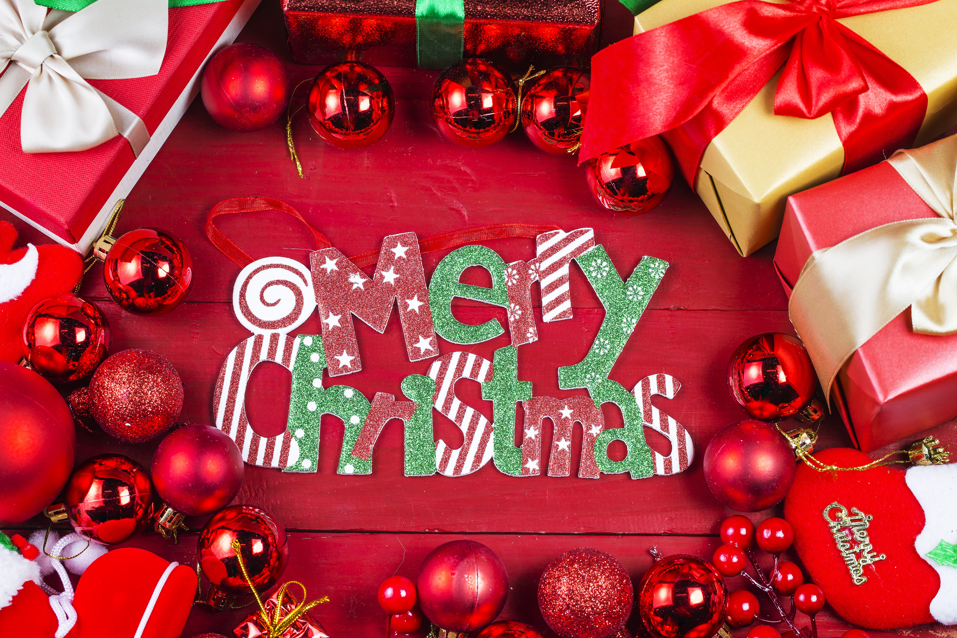 Скачати мобільні шпалери Різдво, Свято, Подарунок, Різдвяні Прикраси, Щасливого Різдва безкоштовно.