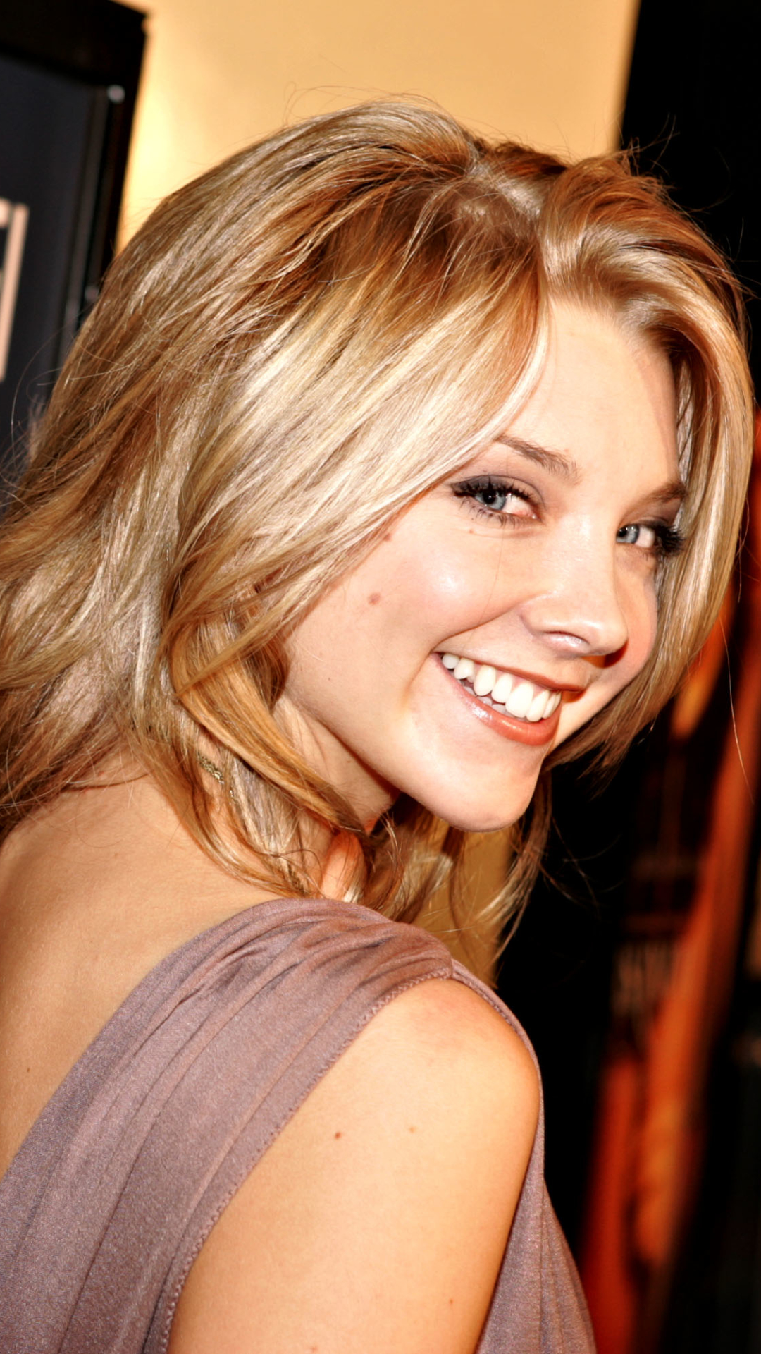 Handy-Wallpaper Berühmtheiten, Natalie Dormer kostenlos herunterladen.