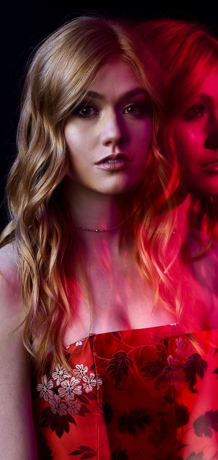 Descarga gratuita de fondo de pantalla para móvil de Celebridades, Actriz, Katherine Mcnamara.