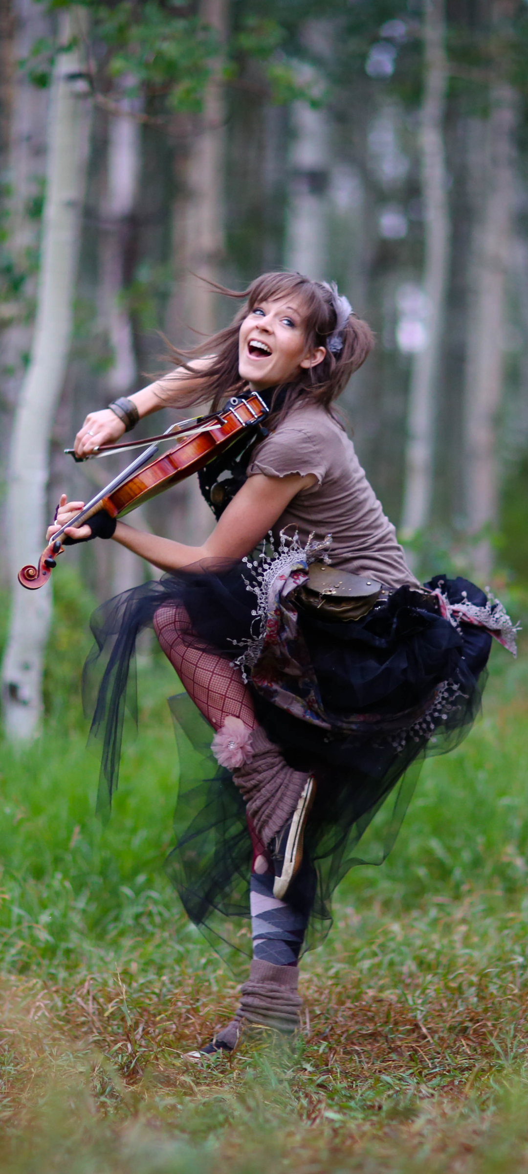 Descarga gratuita de fondo de pantalla para móvil de Música, Lindsey Stirling.