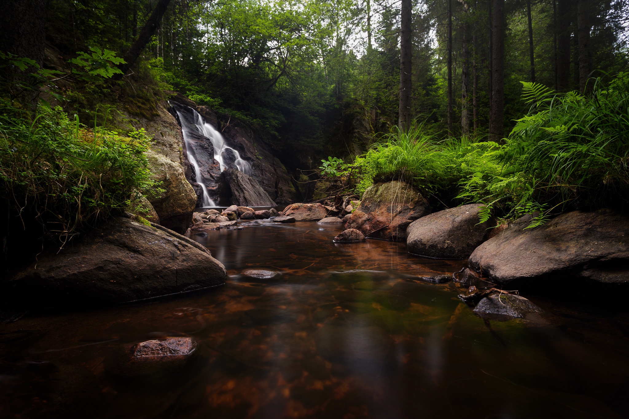 Free download wallpaper Nature, Waterfalls, Waterfall, Forest, Earth, Stream on your PC desktop