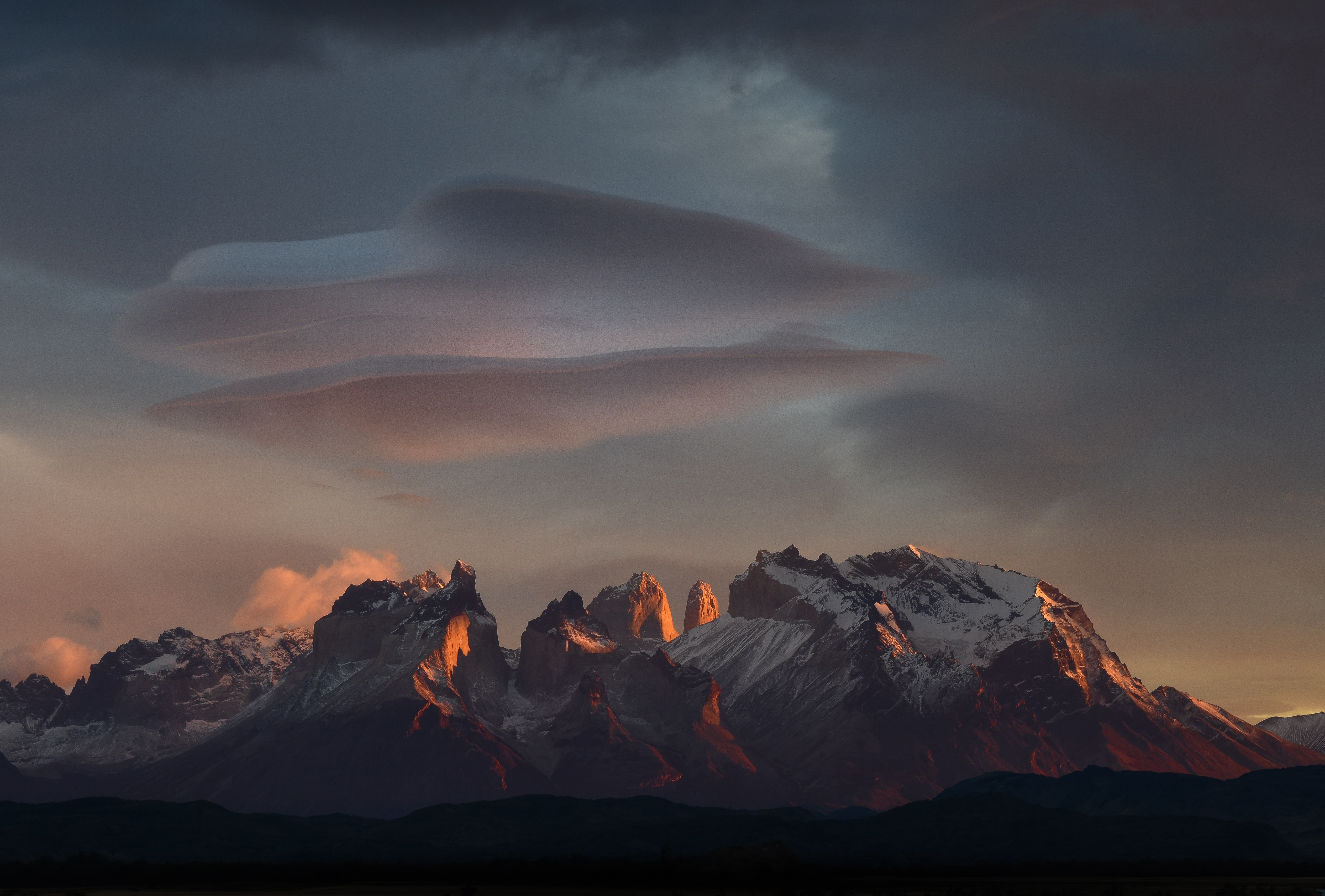 Laden Sie das Gebirge, Chile, Patagonien, Berge, Erde/natur, Nationalpark Torres Del Paine-Bild kostenlos auf Ihren PC-Desktop herunter